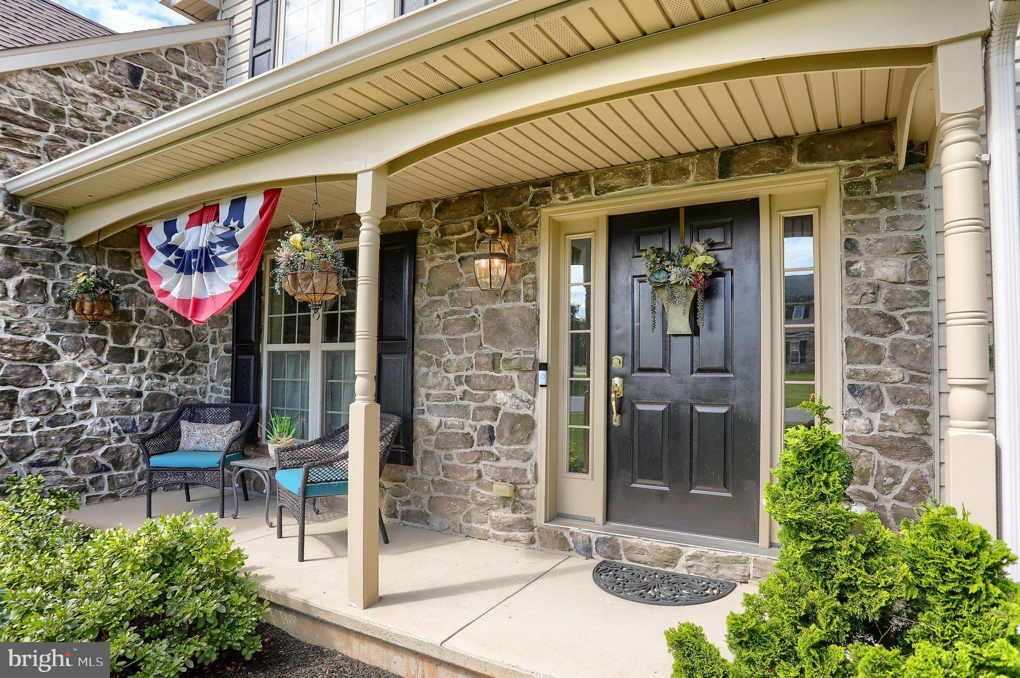 1041 CASTLE MAINE COURT