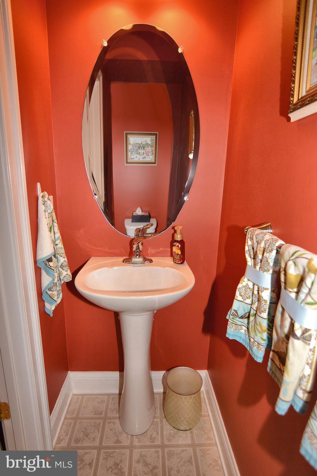 VILLAS AT SEVERNA PARK - Residential Lease