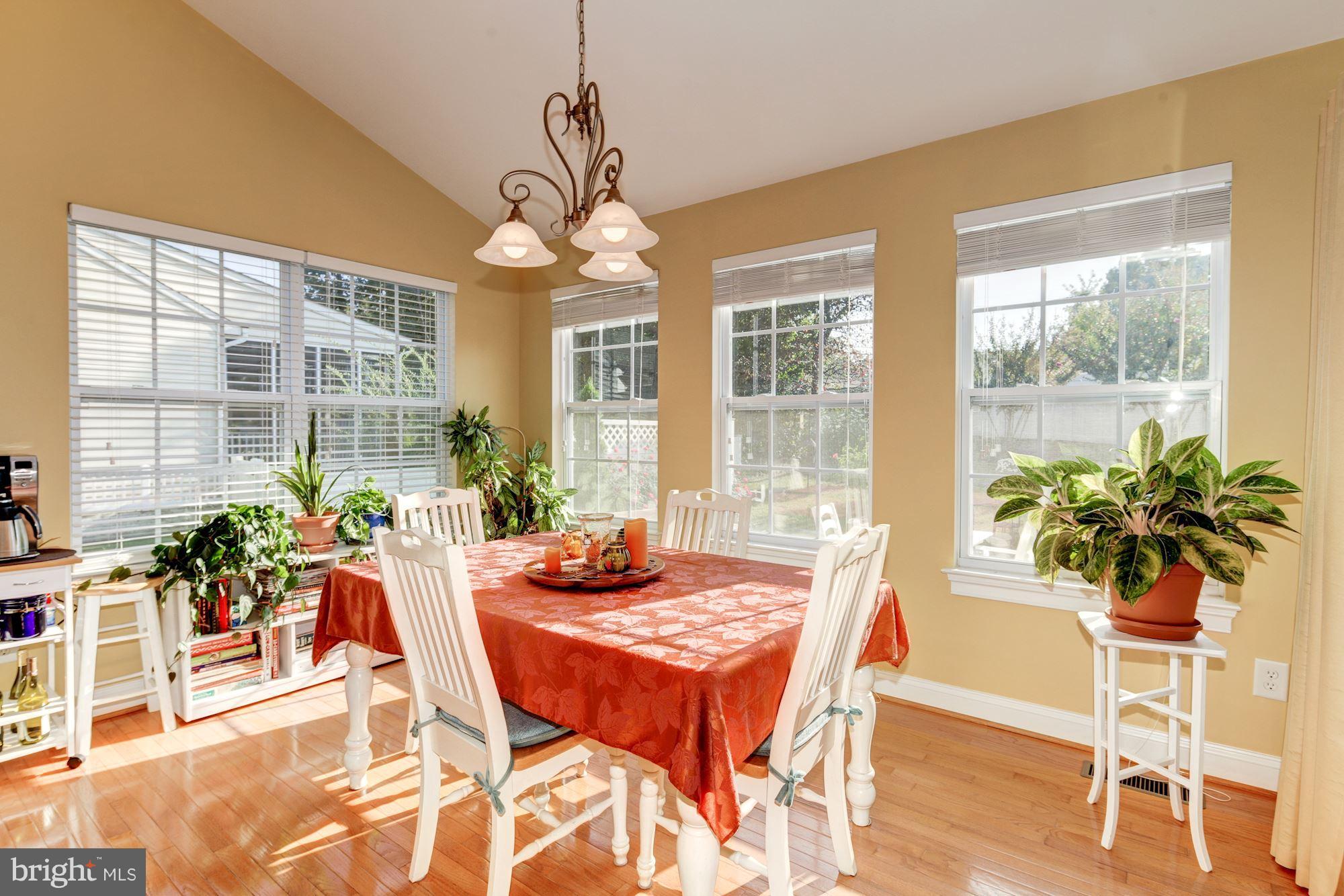 VILLAS AT SEVERNA PARK - Residential Lease