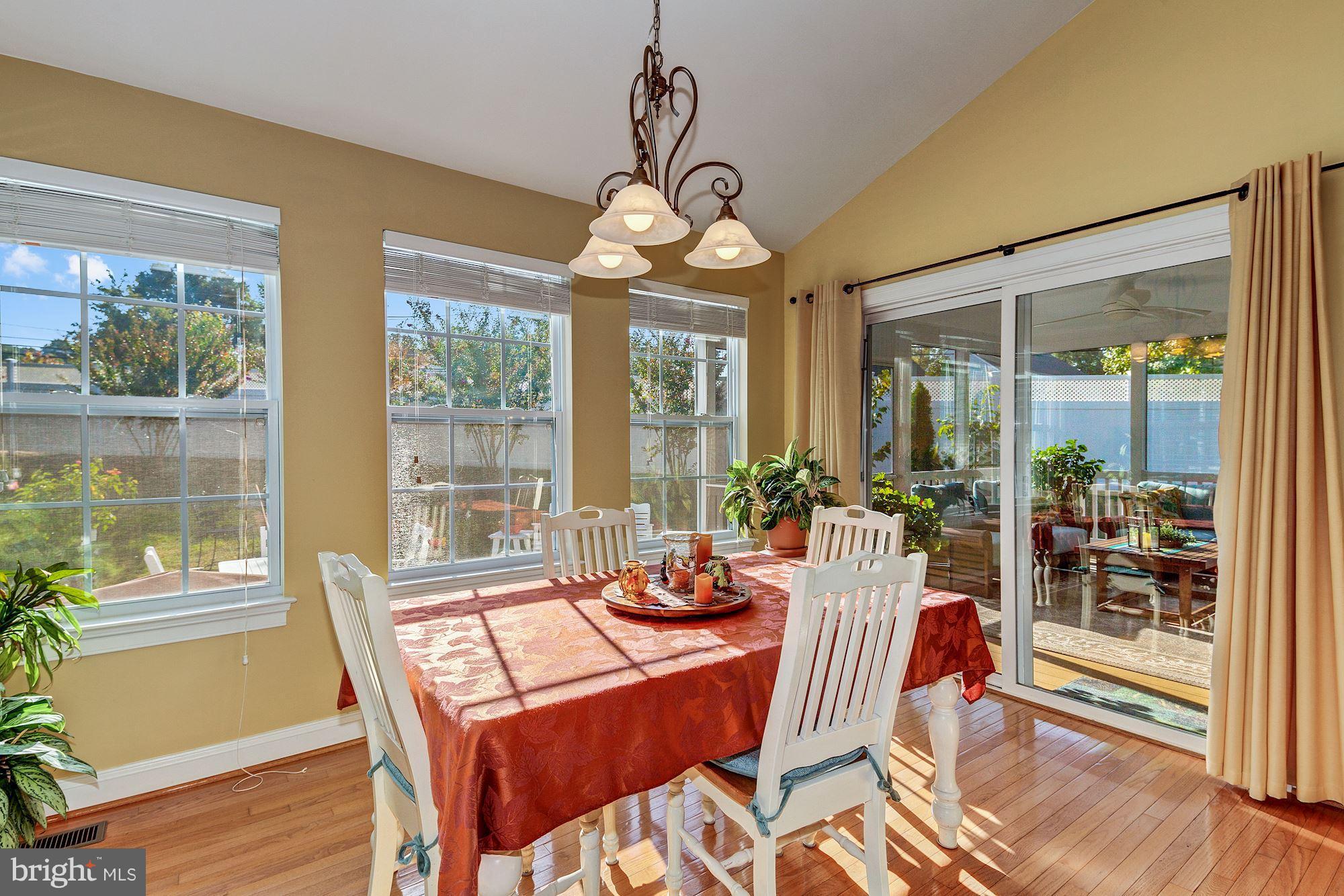 VILLAS AT SEVERNA PARK - Residential Lease