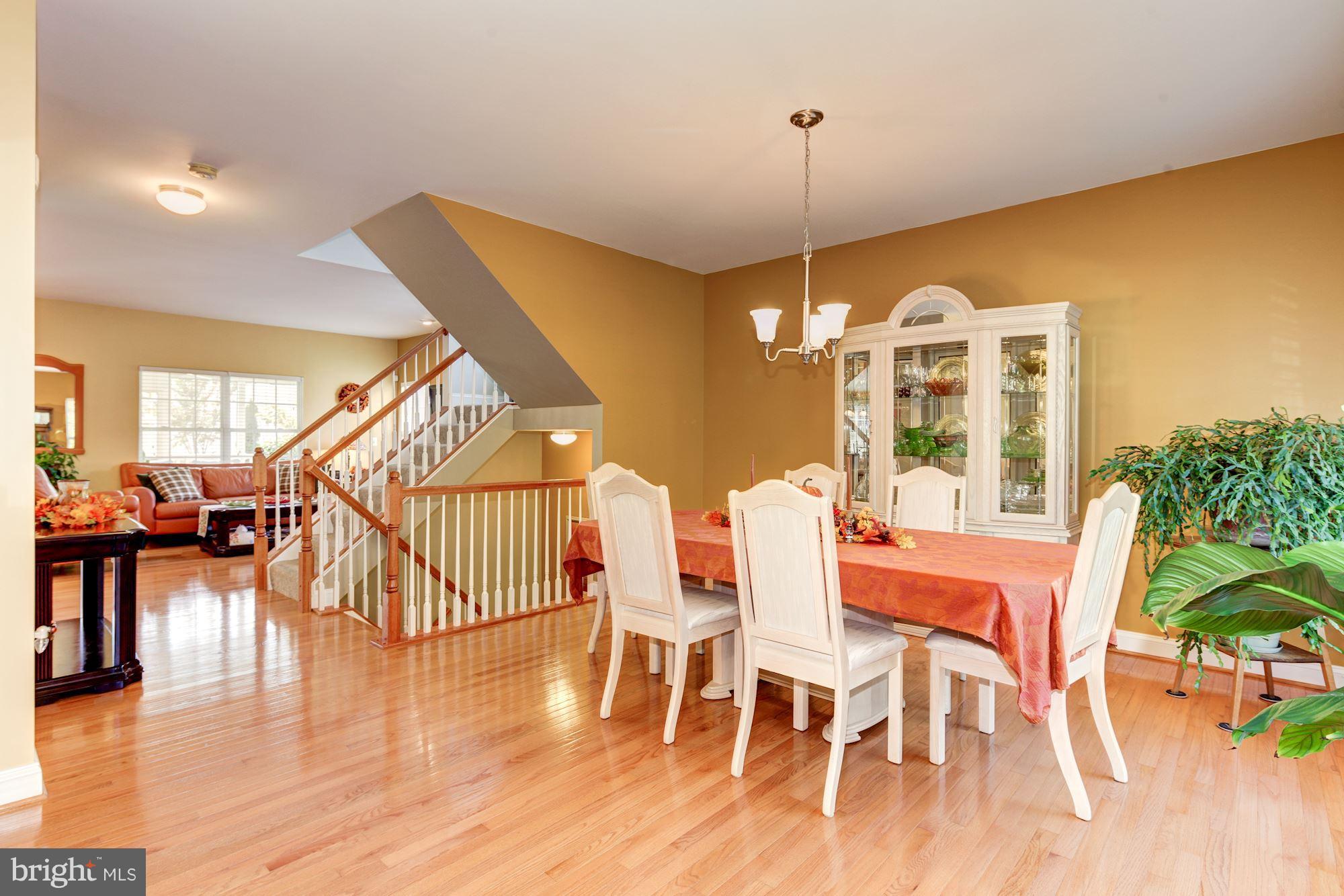 VILLAS AT SEVERNA PARK - Residential Lease