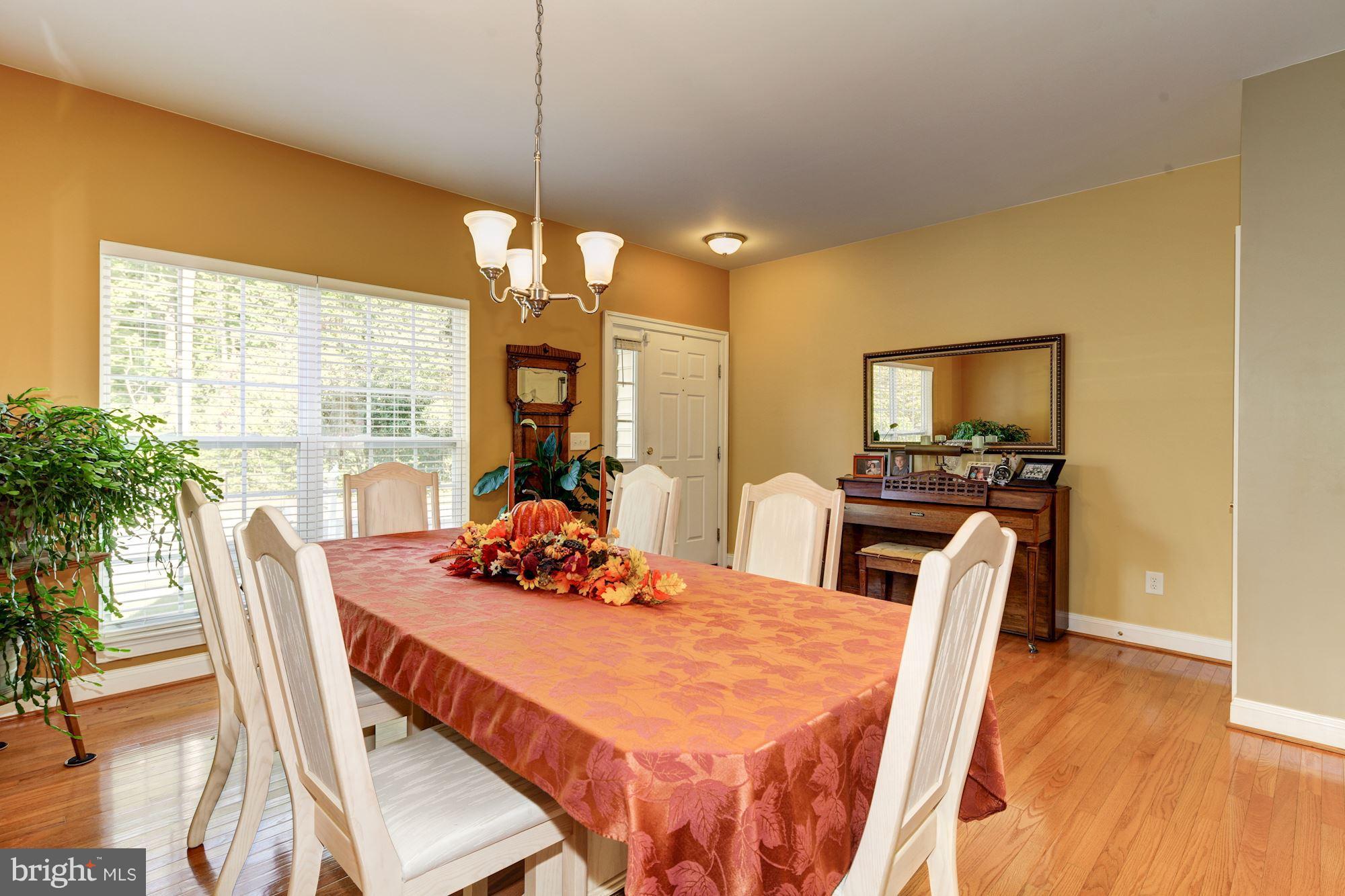 VILLAS AT SEVERNA PARK - Residential Lease