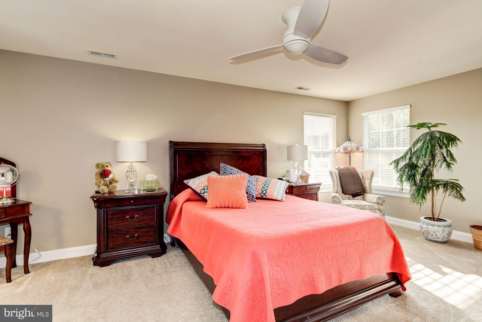 VILLAS AT SEVERNA PARK - Residential Lease