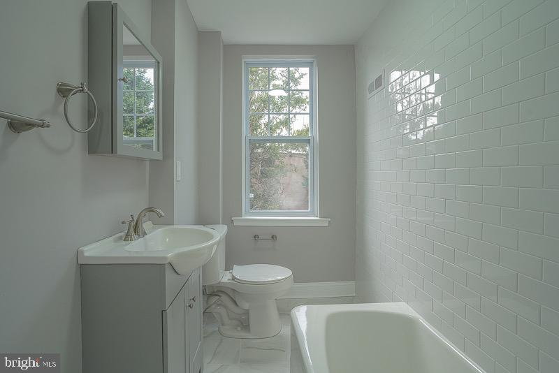 WEST PASSYUNK - Residential