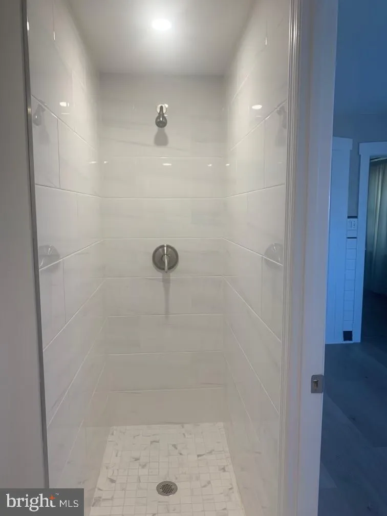 Runnemede, New Jersey 08078, United States, 1 Bedroom Bedrooms, ,1 BathroomBathrooms,Residential,Active,86346