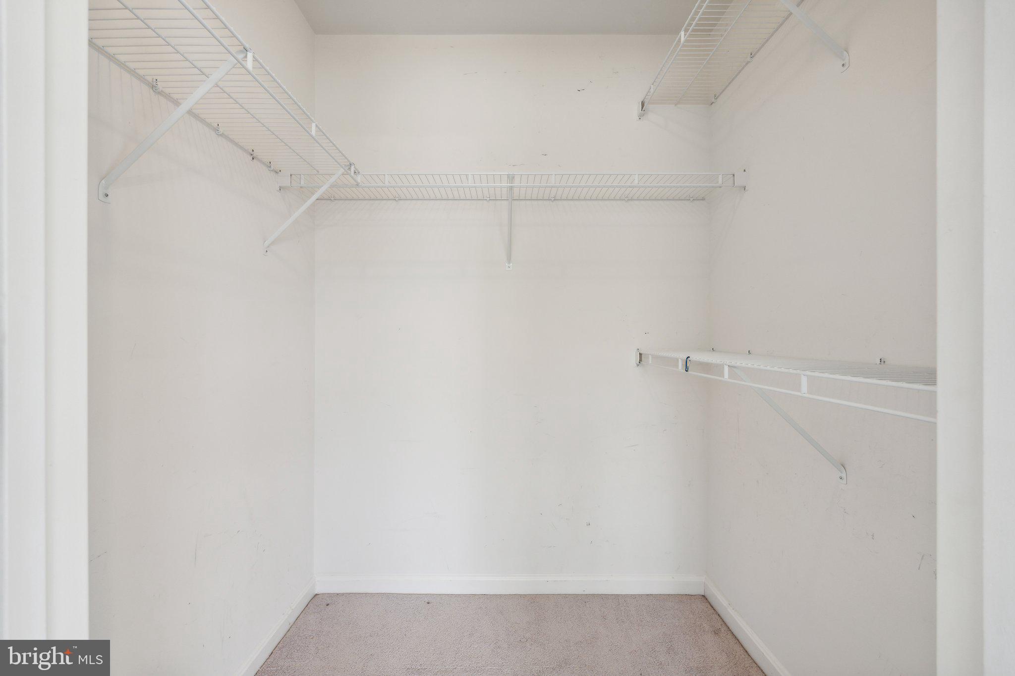 PENDERBROOK SQUARE CONDOMINIUMS - Residential Lease