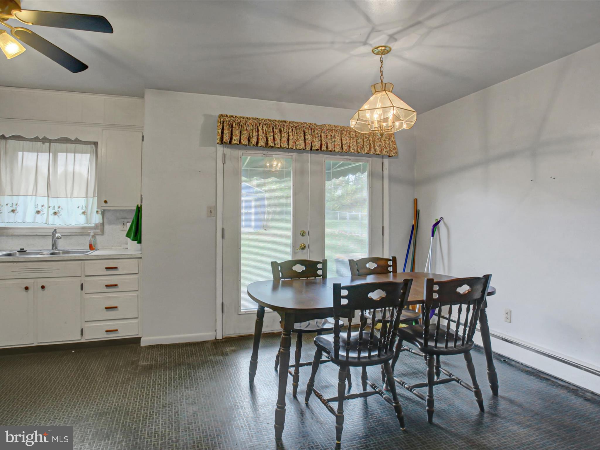 CHAMBERSBURG - Residential