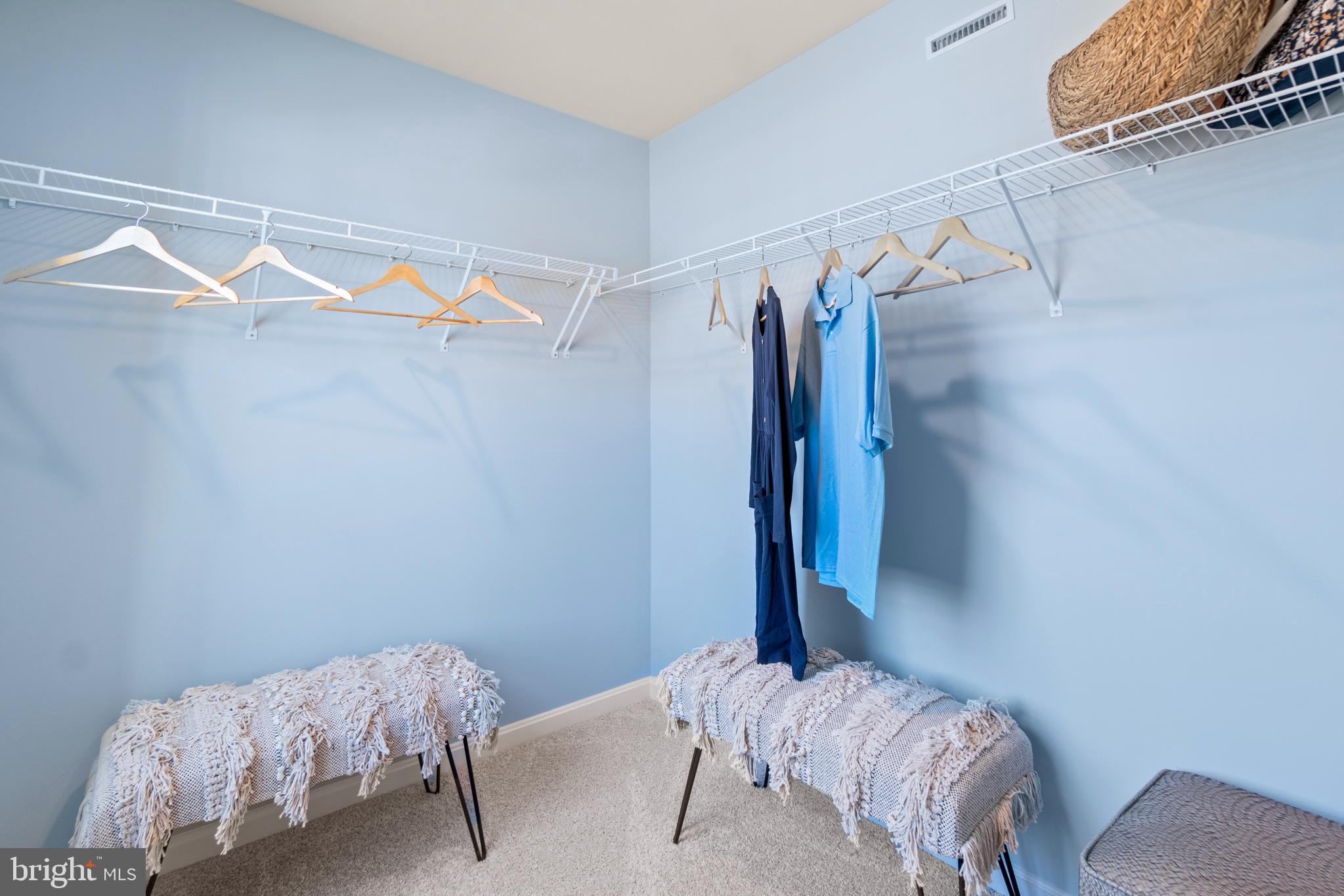 VALLEY VIEW - Residential