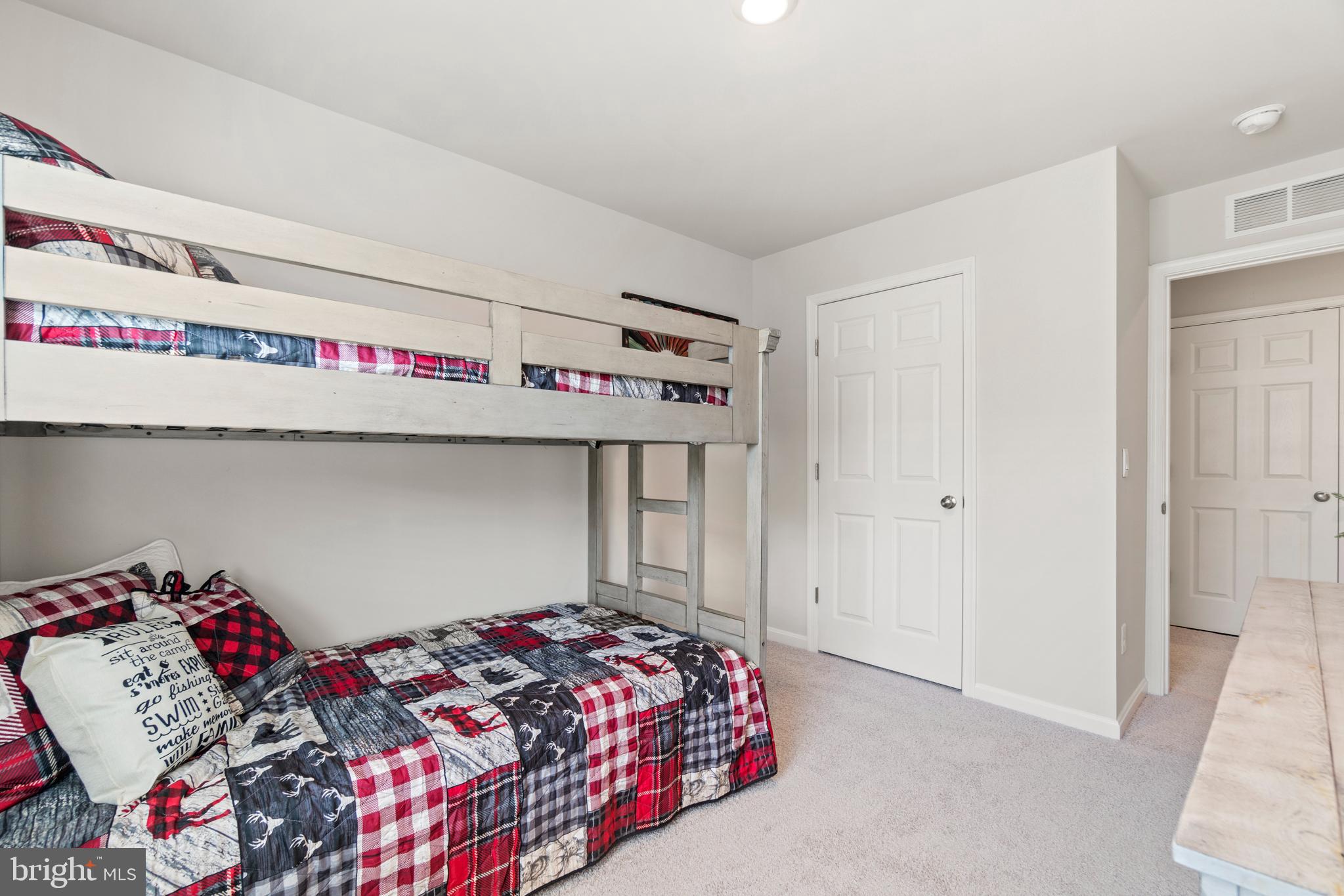 VALLEY VIEW - Residential