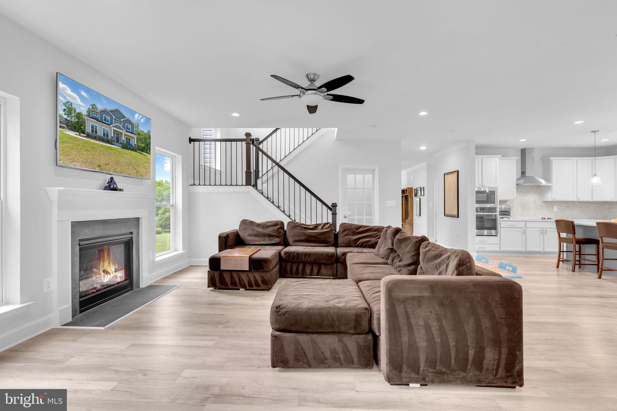 15623 AQUILA COURT