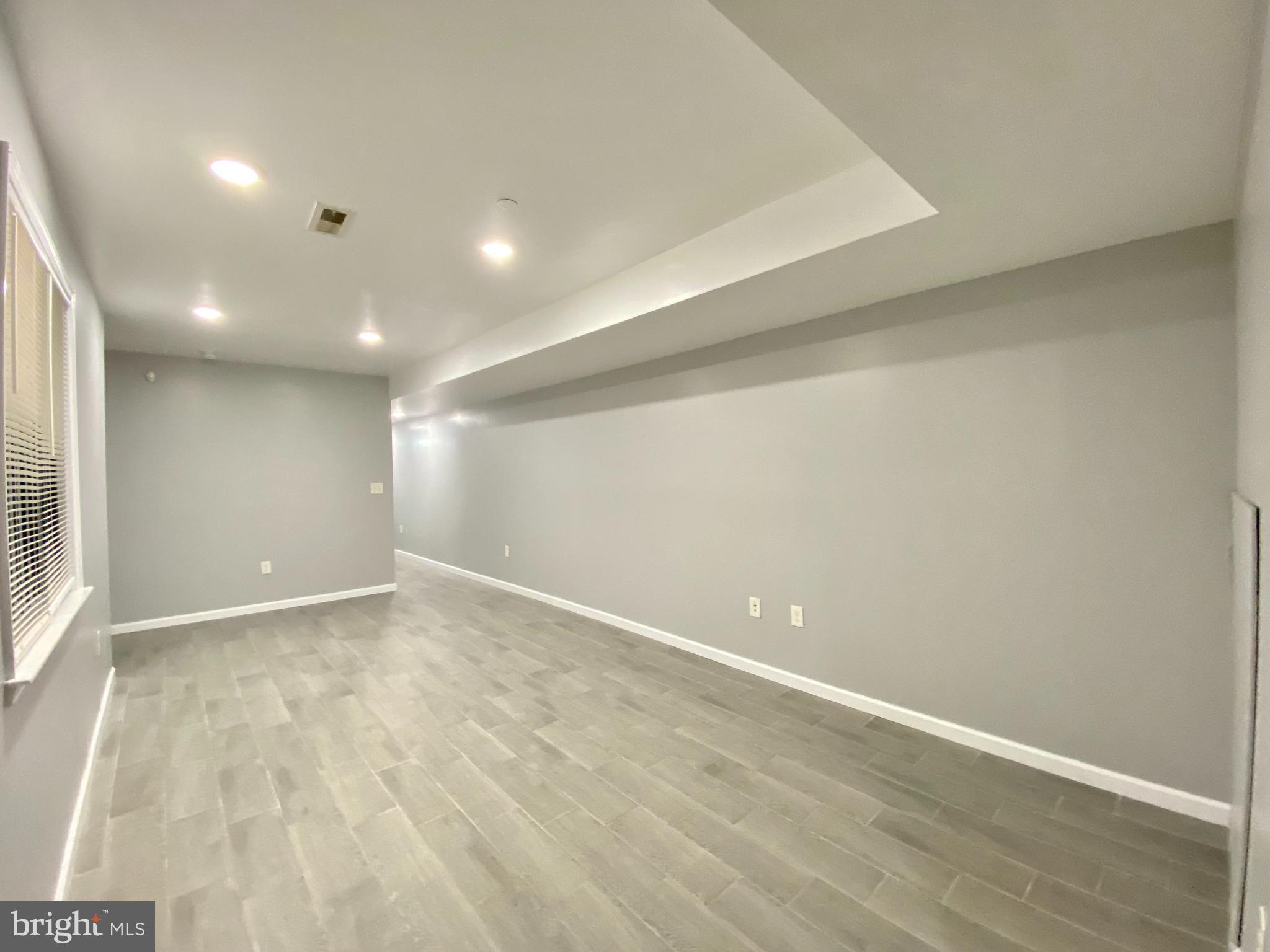 PHILADELPHIA (NORTH) - Residential Lease