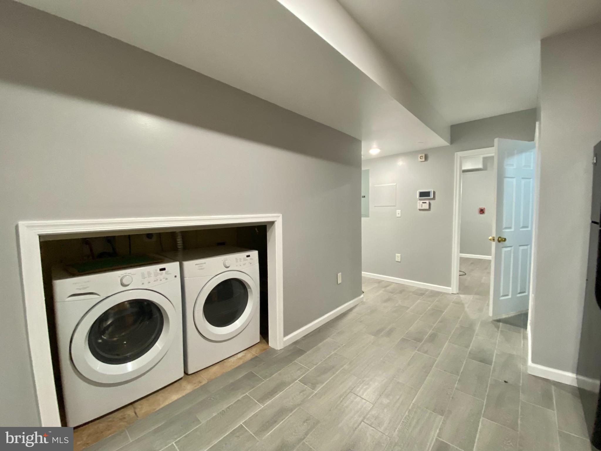 PHILADELPHIA (NORTH) - Residential Lease