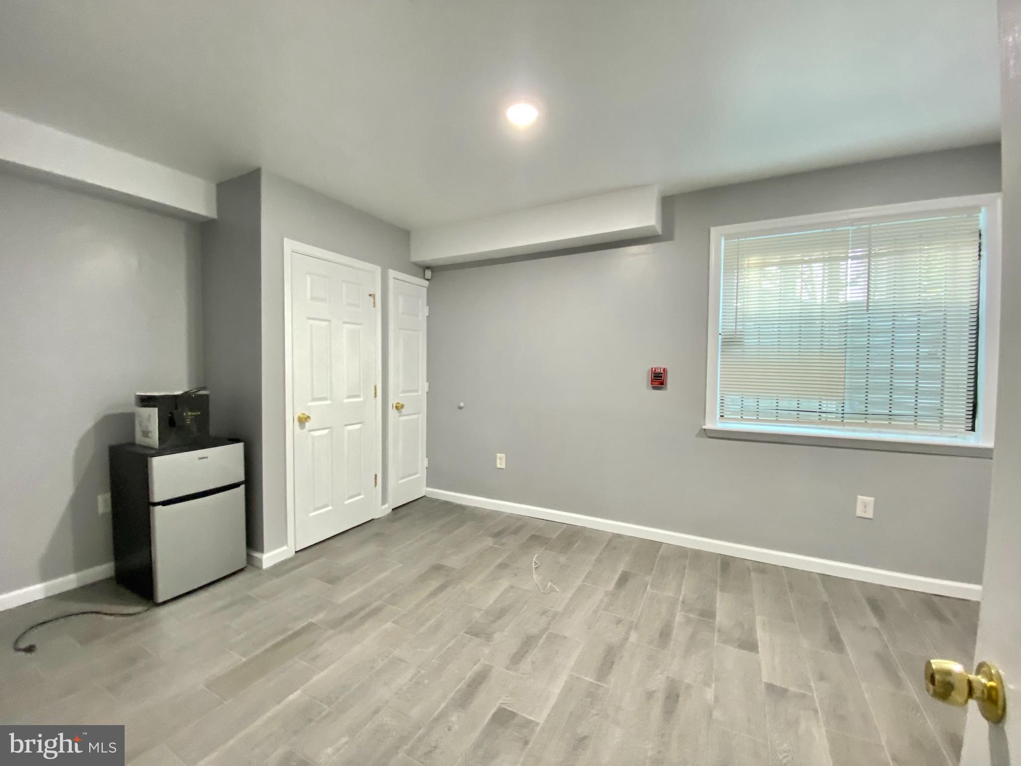 PHILADELPHIA (NORTH) - Residential Lease