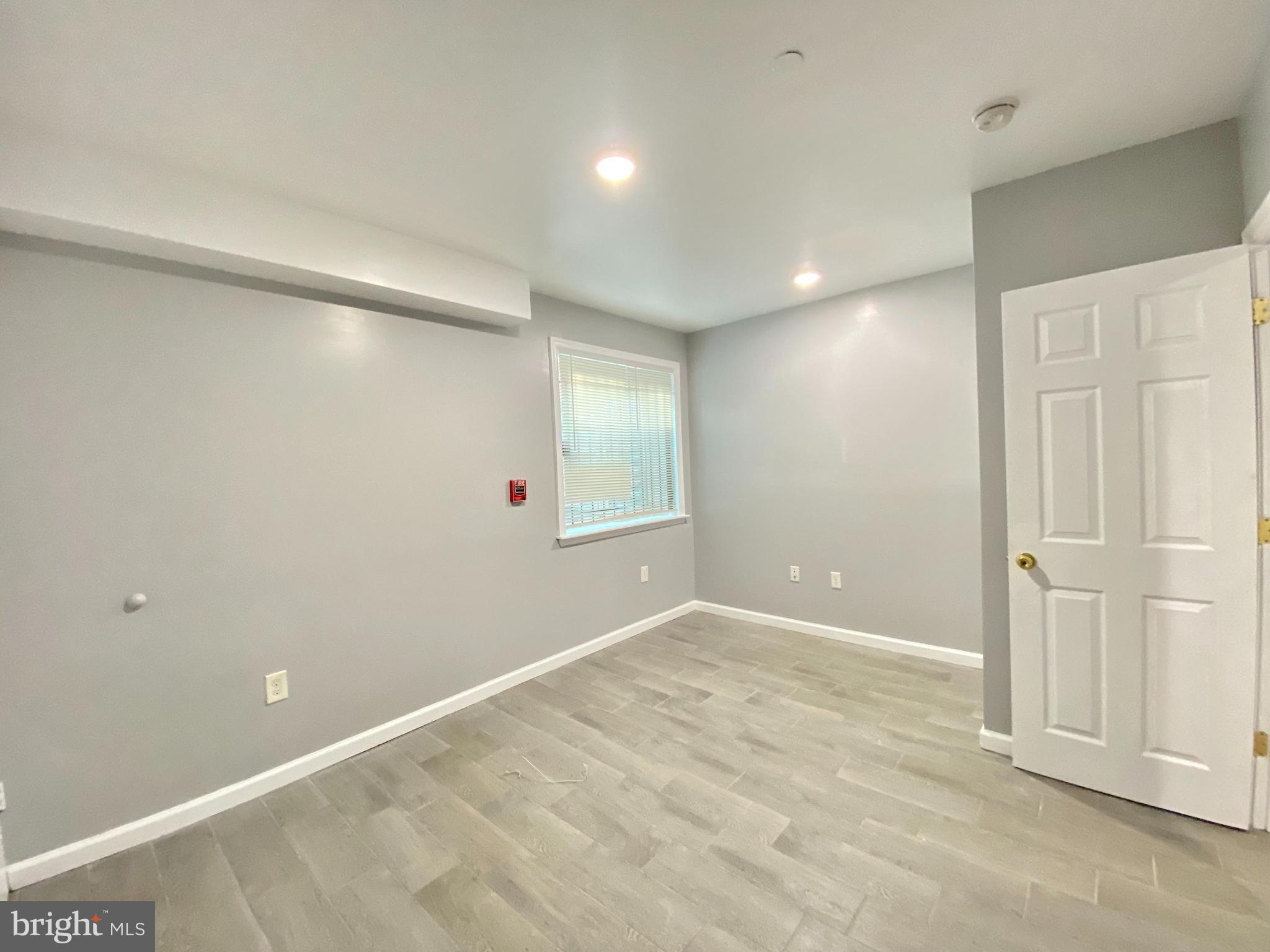 PHILADELPHIA (NORTH) - Residential Lease