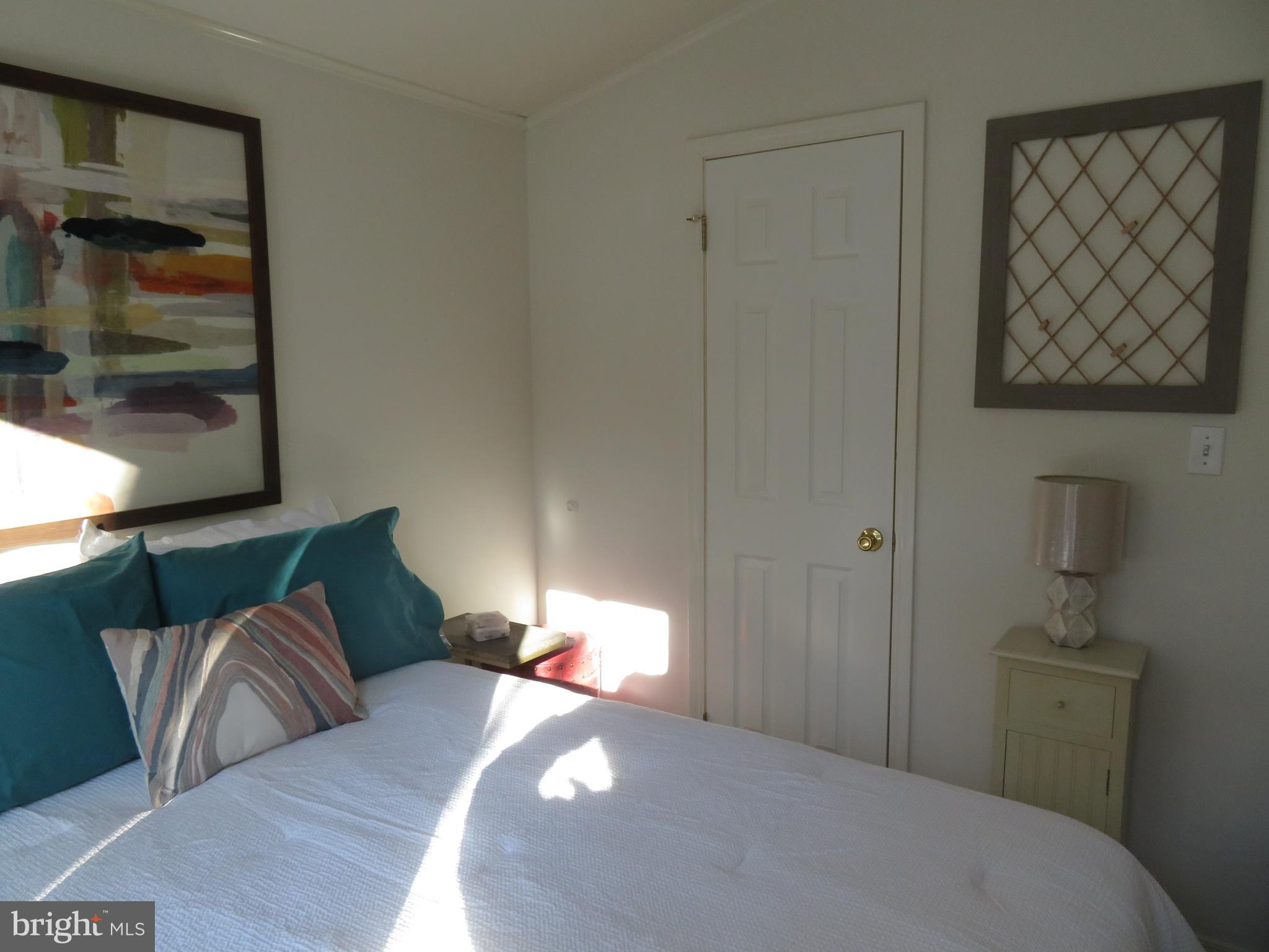 WHITE HORSE PARK I - Residential