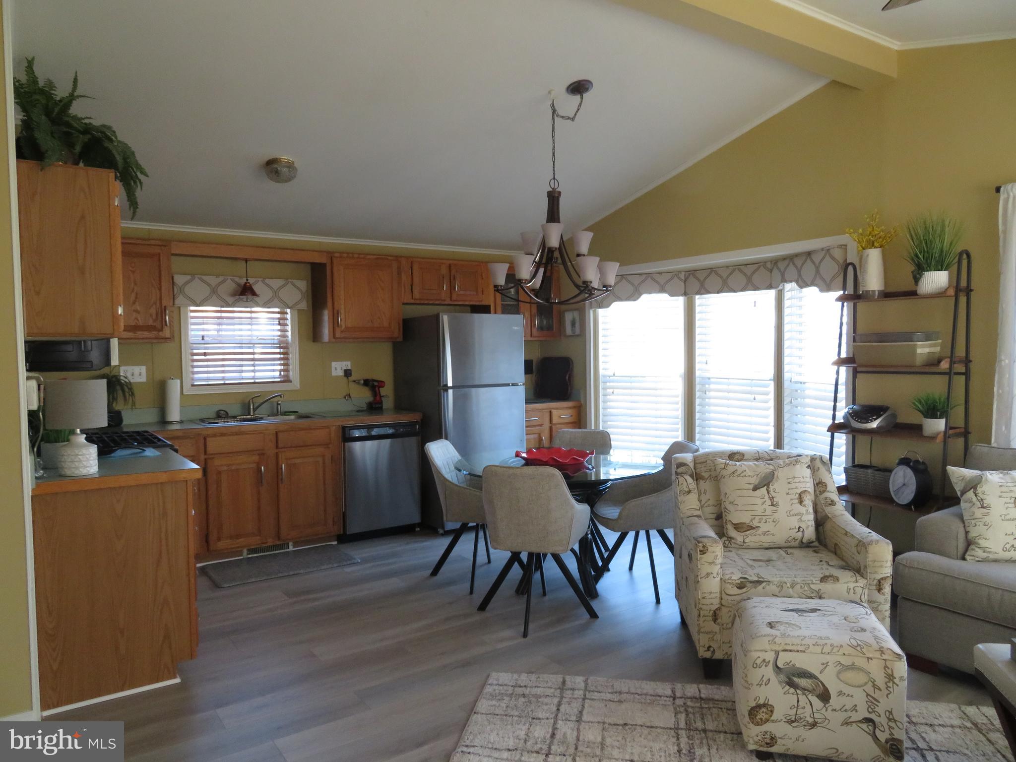 WHITE HORSE PARK I - Residential