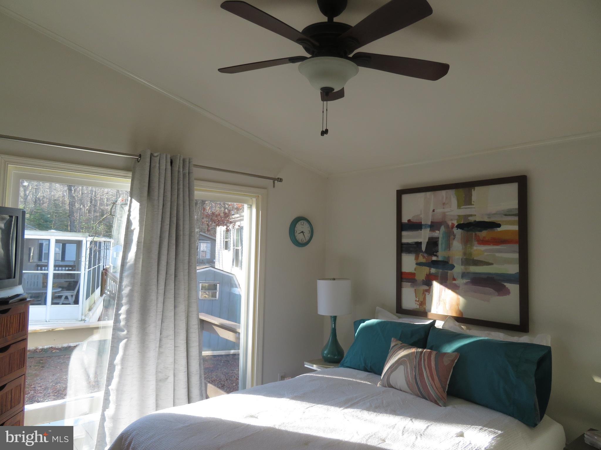 WHITE HORSE PARK I - Residential