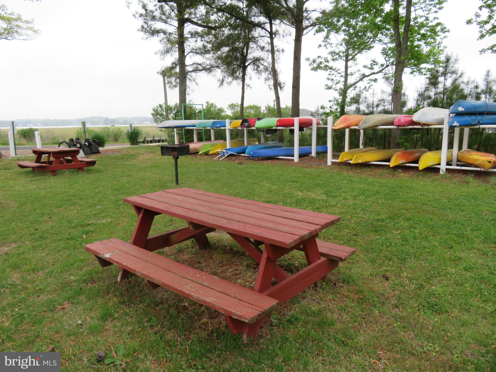 WHITE HORSE PARK I - Residential