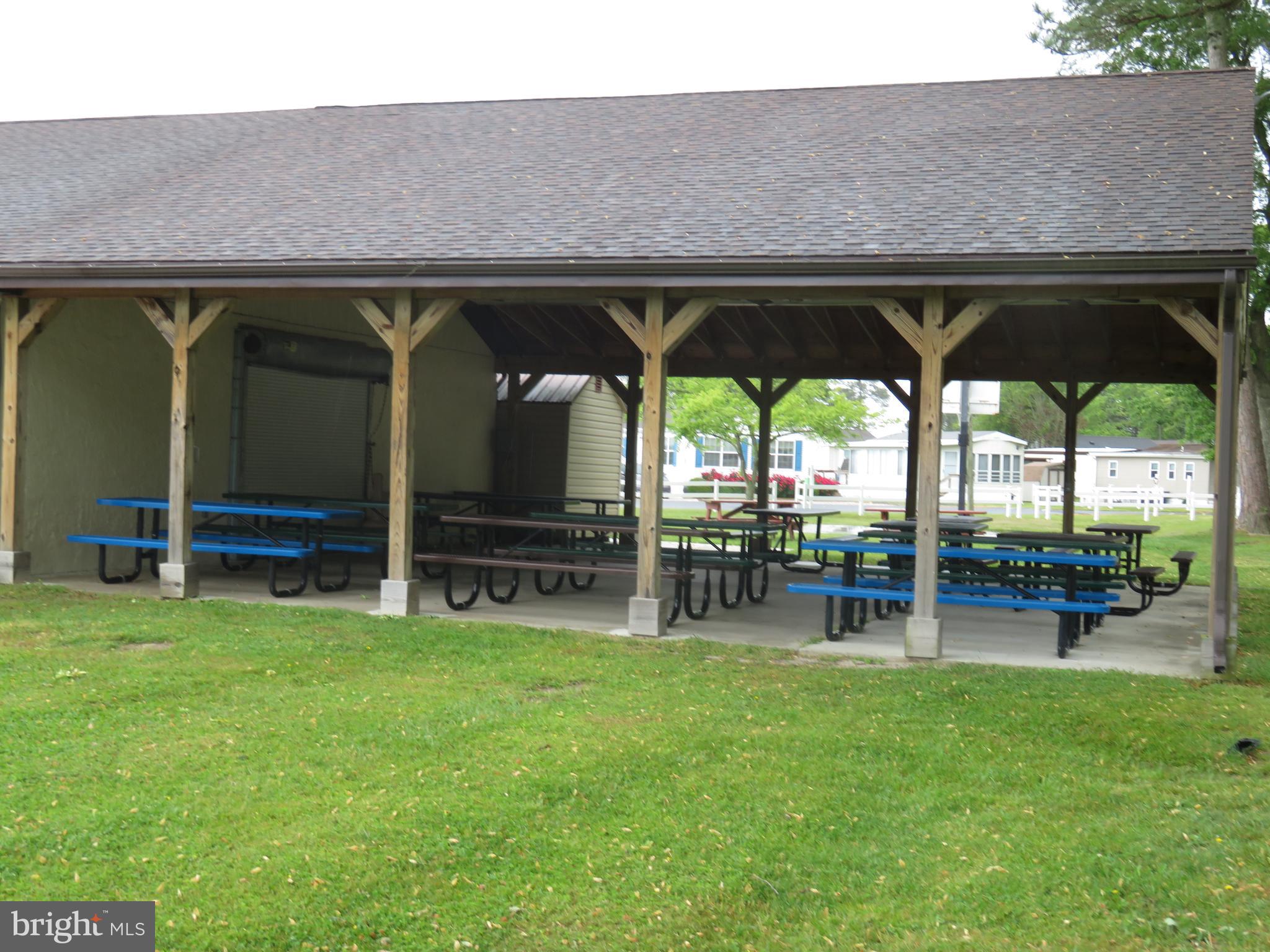 WHITE HORSE PARK I - Residential