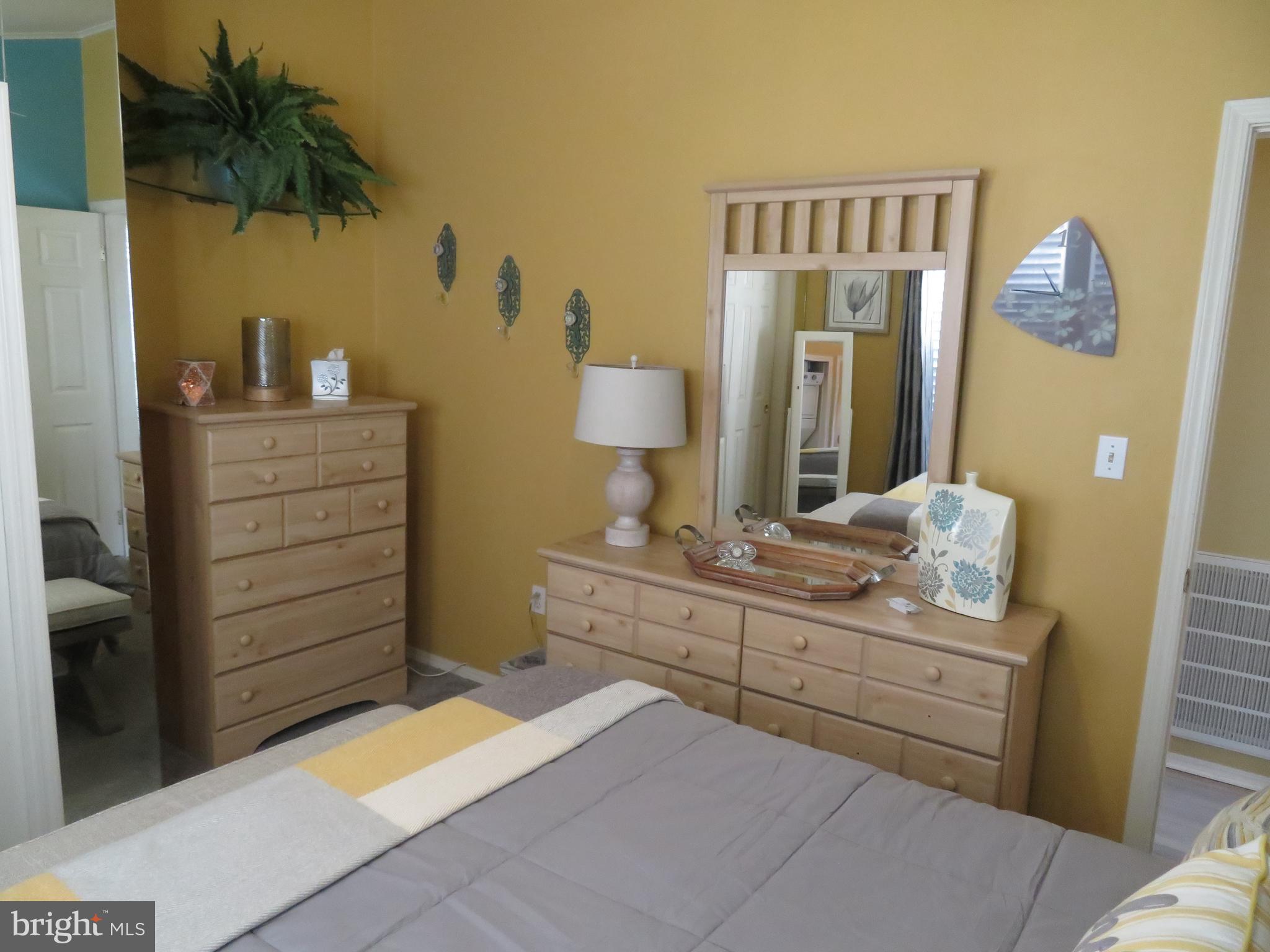 WHITE HORSE PARK I - Residential