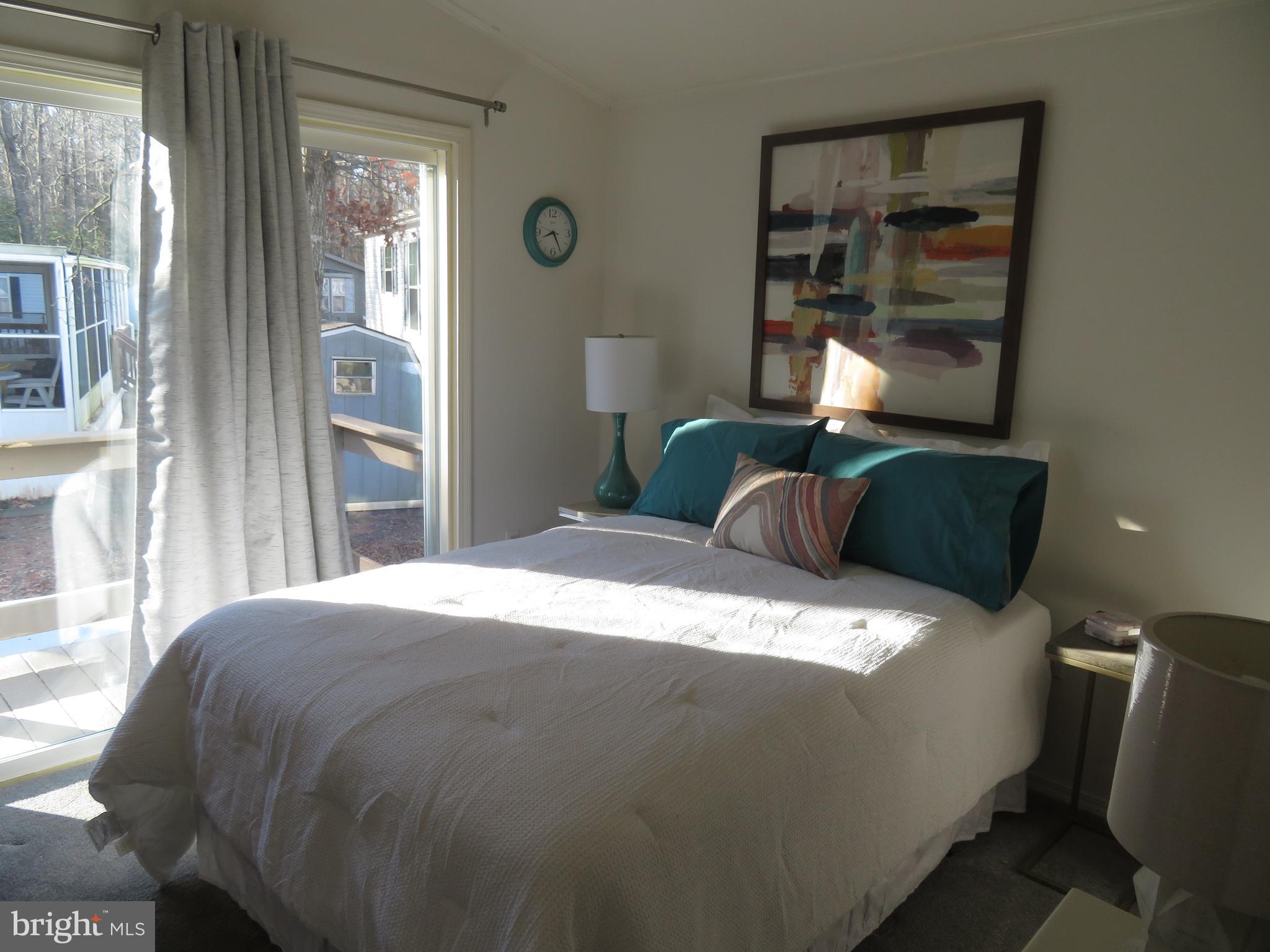 WHITE HORSE PARK I - Residential