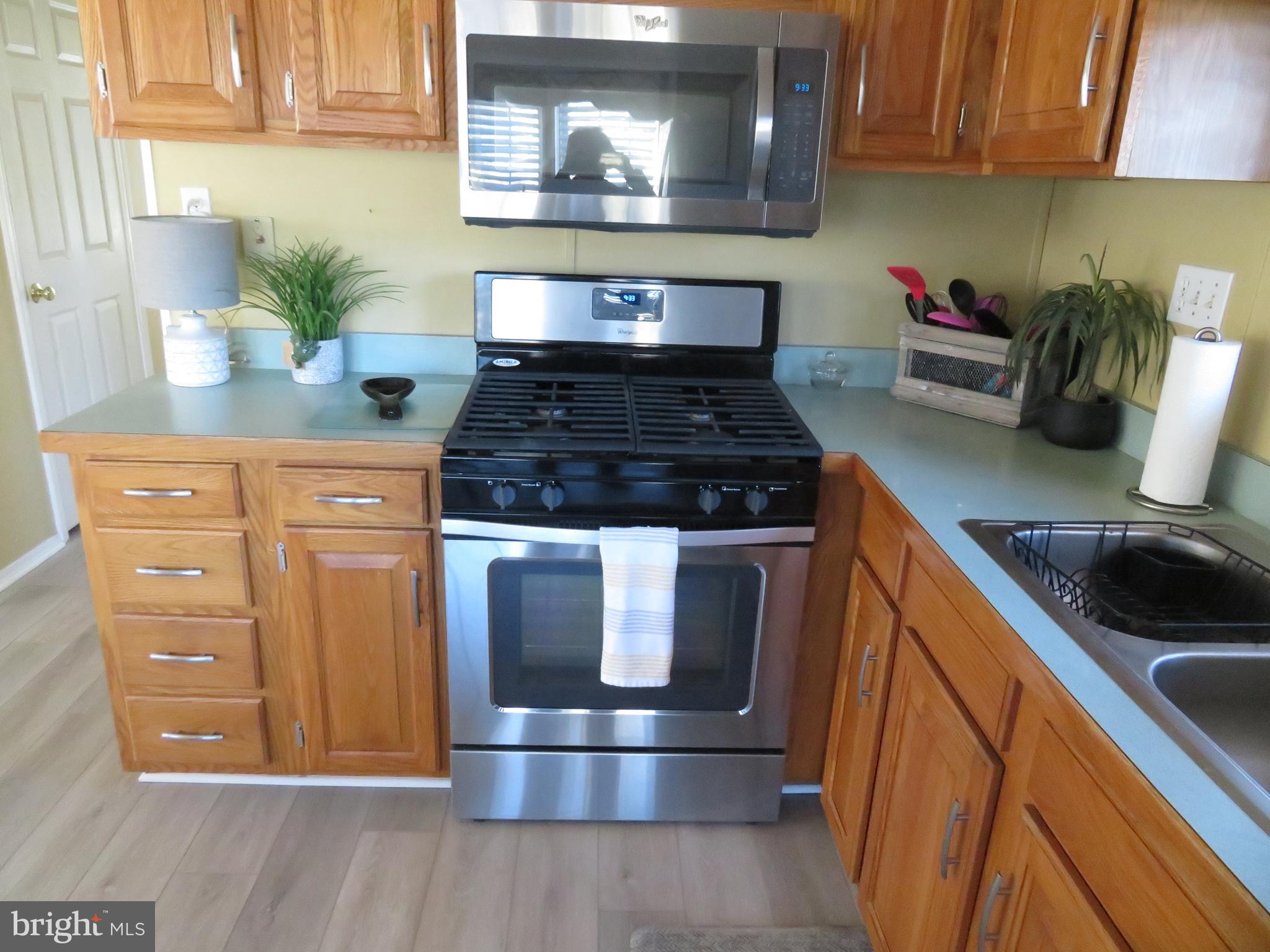 WHITE HORSE PARK I - Residential