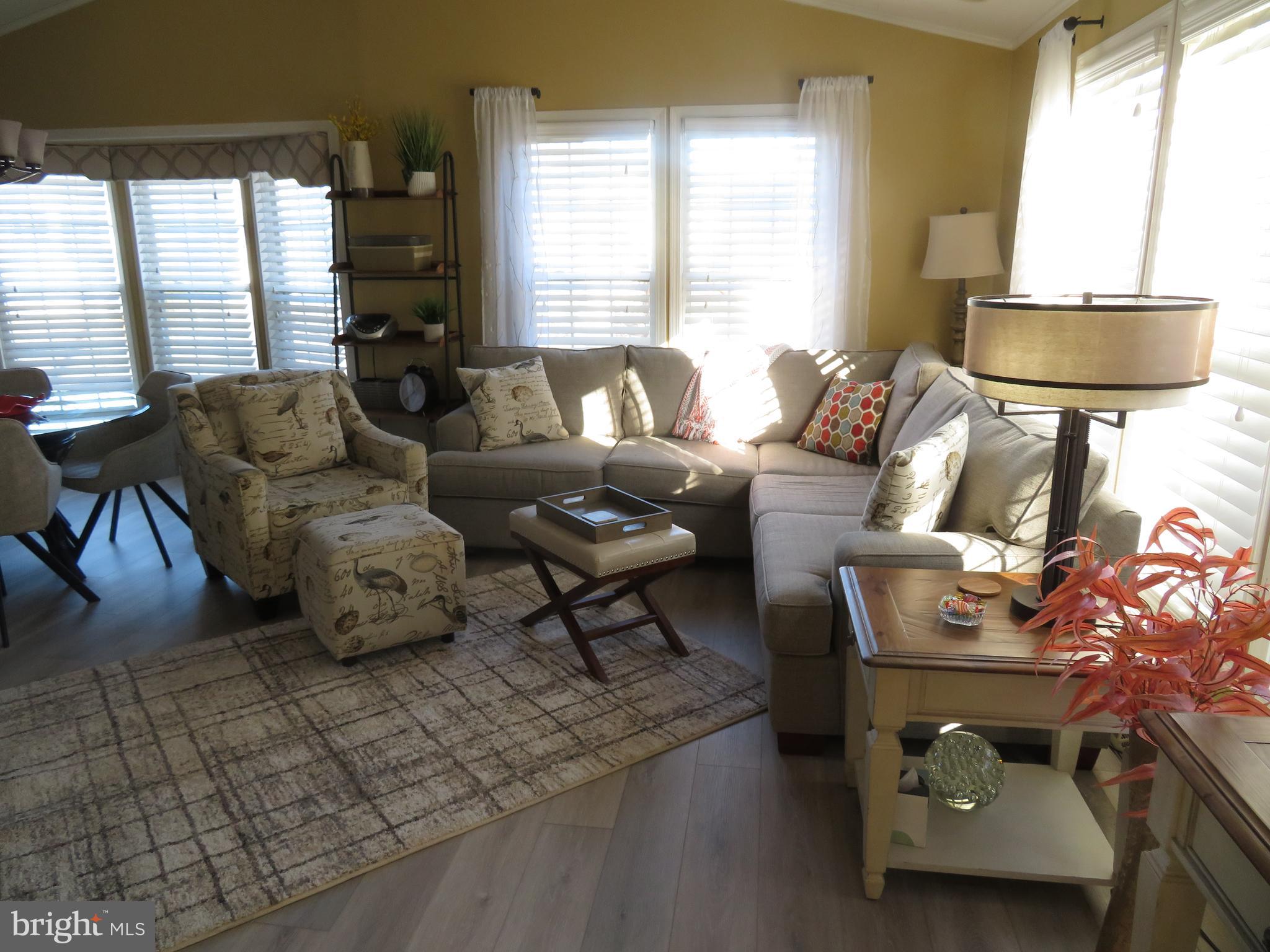 WHITE HORSE PARK I - Residential