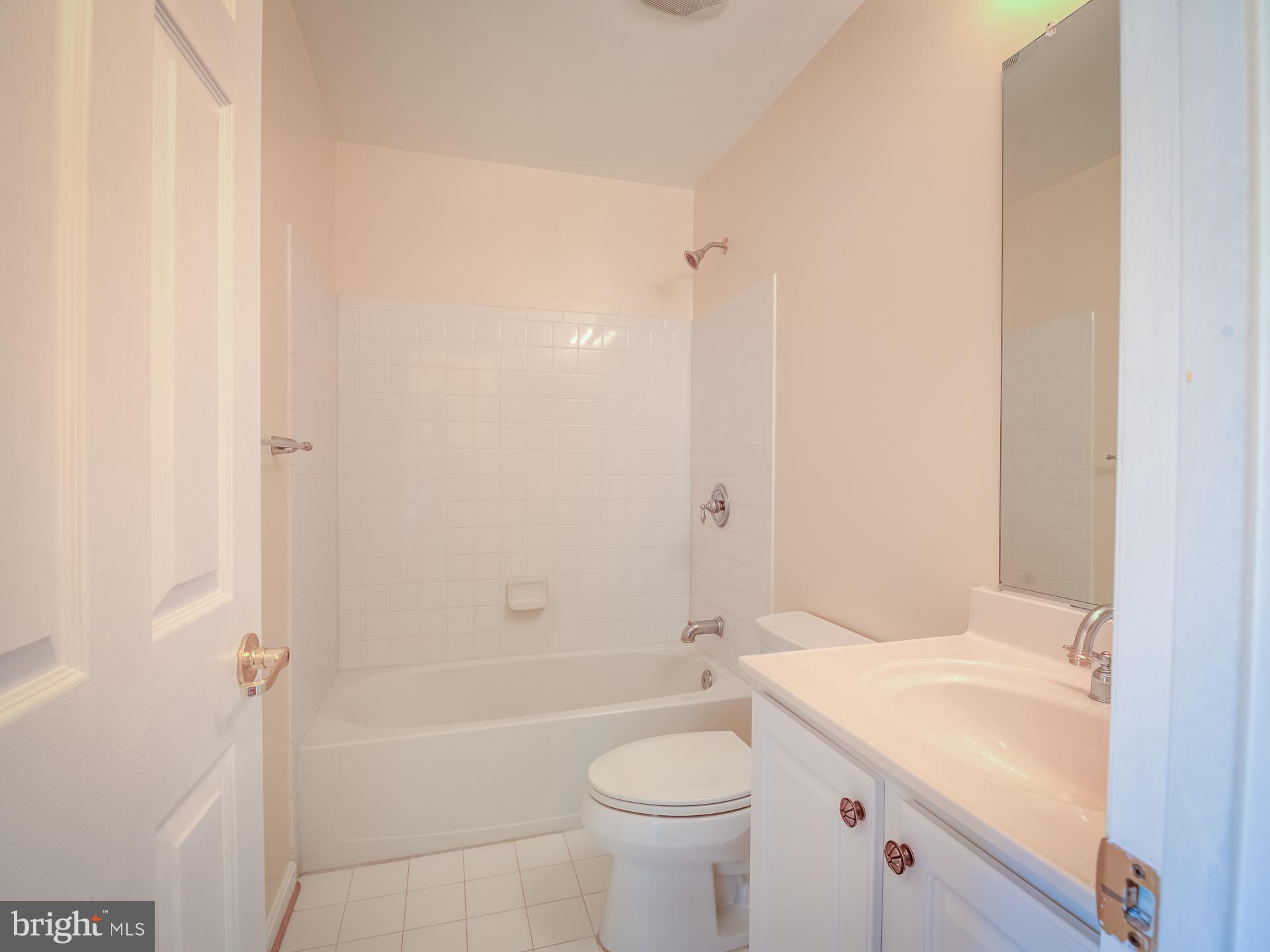 RIVER OAKS - Residential