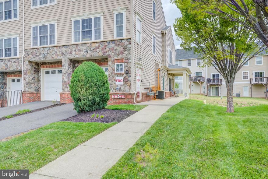 HURRY, HUR RY, WON'T LAST LONG. Are you searching for a Ready to Move-In Home!!!! Wow, Welcome Home to this End Unit Townhouse Condo located in this sought after River Oaks Community that offers so much convenience to Shops, Walking Paths, Tot Lots, Swimming Pool, Fitness Center and Community Center. Just minutes away or walking distance to another fully equiped Fitness Center.This Three (3) Bedroom, two (2) and half (1/2) bath Townhome Condo features a One Car Gargage and amber Visitor Parking for Guest.  Oak Hardwood flooring on Main Level, spacious space in the Living and Dining Room. Kitchen that offers 42" Cabinetry with Lazy Susan and bottom cabinets with Slide out Shelves for easy accessibility, Granite Countertops, GE Profile Stainless Steel Appliances, Deep Double Sink with Pull-out Faucet, Garbage Disposal , Dishwasher, and Stove. Master Bedroom with Tray Ceilings , Walk-in Closet, Master Bath Suite with a huge Soaking Tub, Separate Shower, Double Vanities and it's very own Linen Closet. Minutes to I95 Express Lanes, I95 North or South and VRE.We ask that all guest pleasse adhere to the current standards issued during this time.