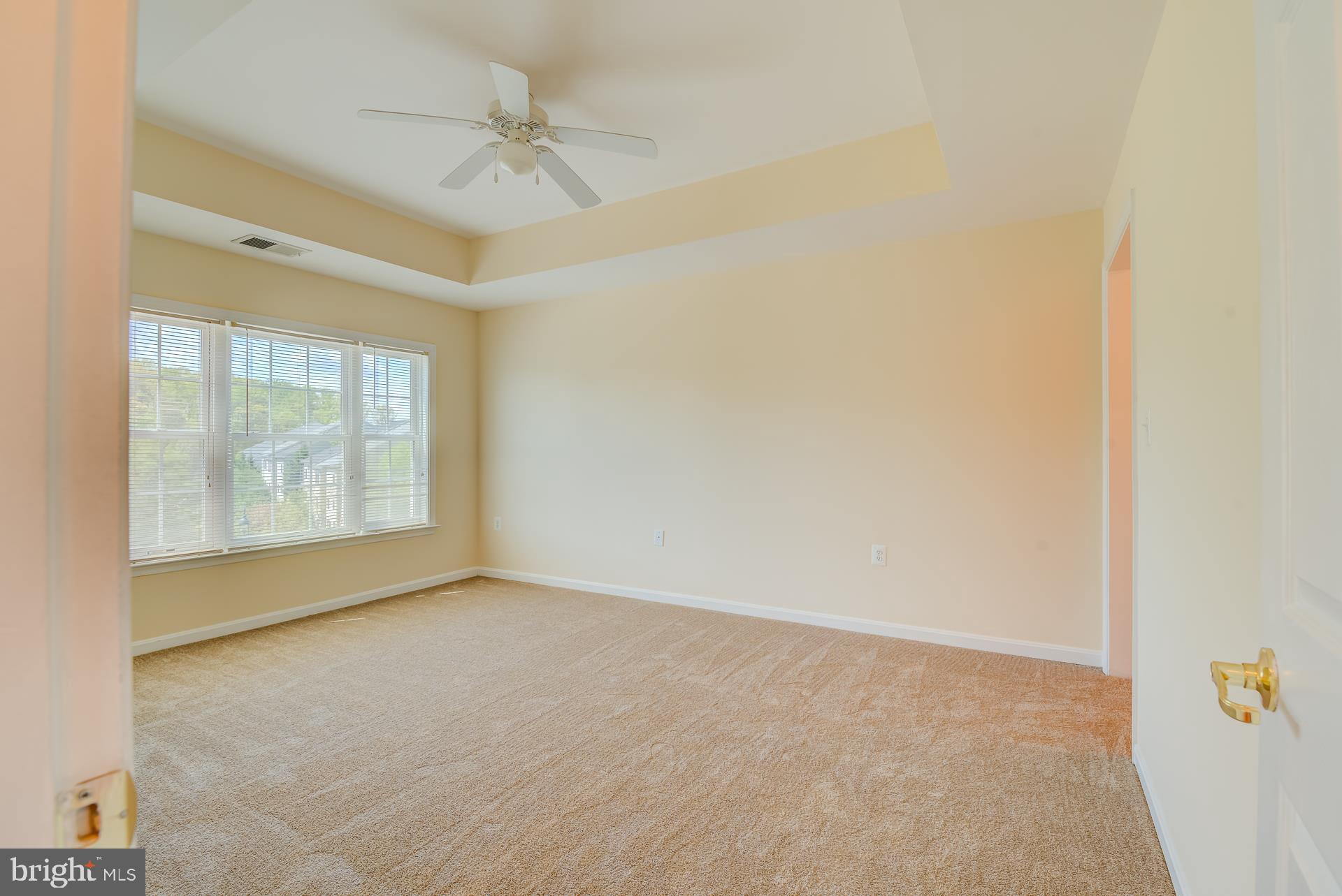 RIVER OAKS - Residential