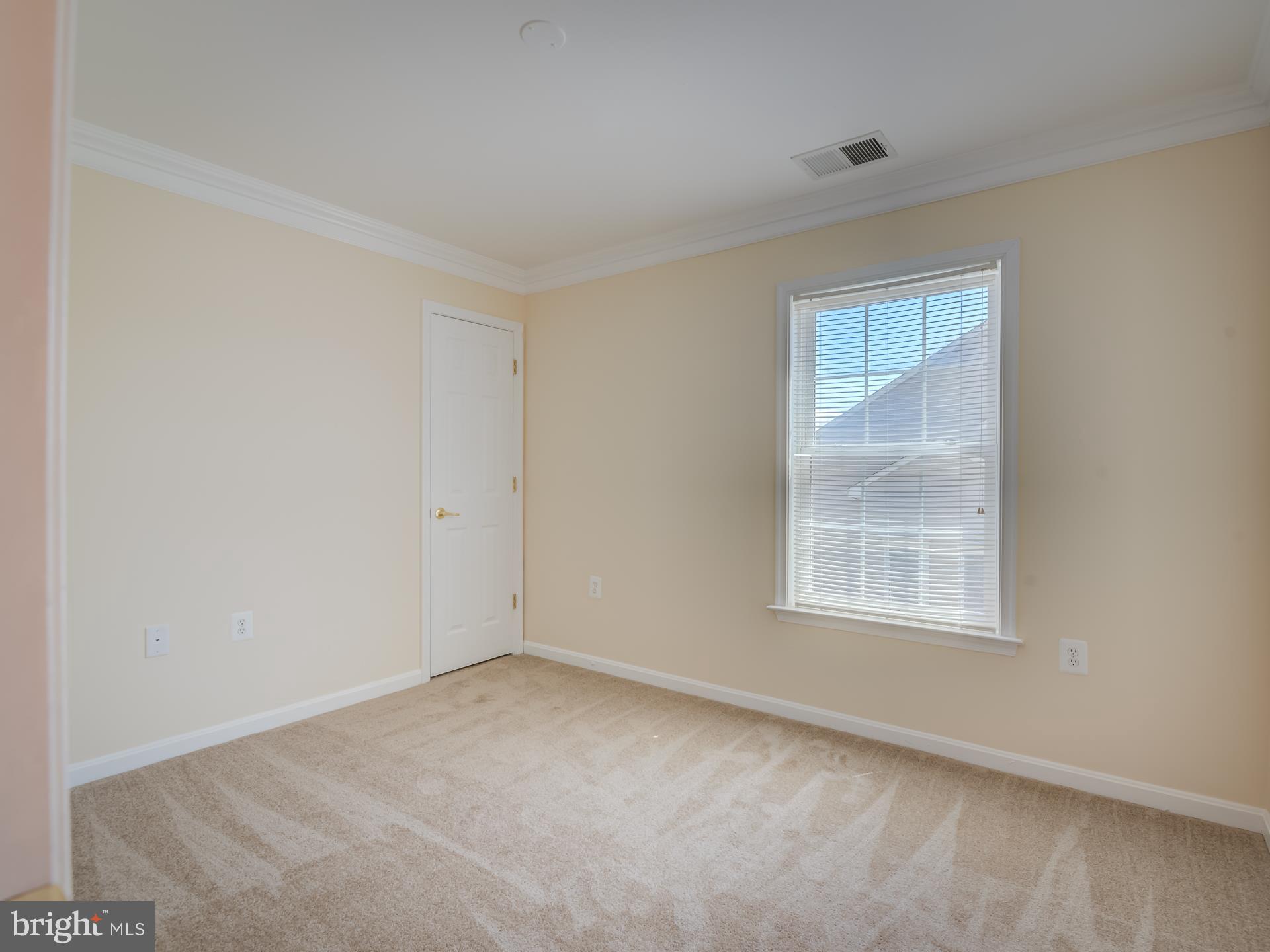 RIVER OAKS - Residential