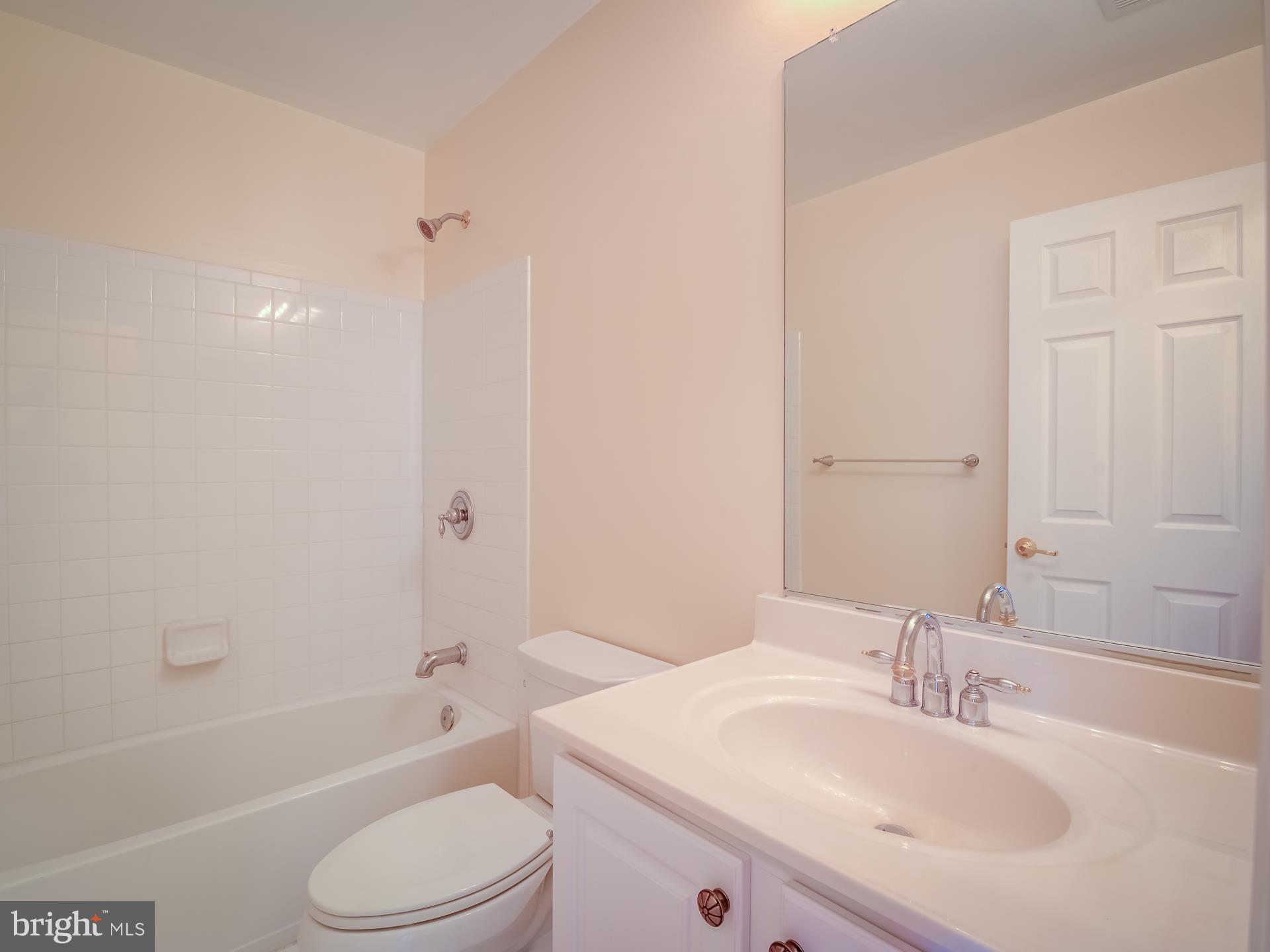 RIVER OAKS - Residential