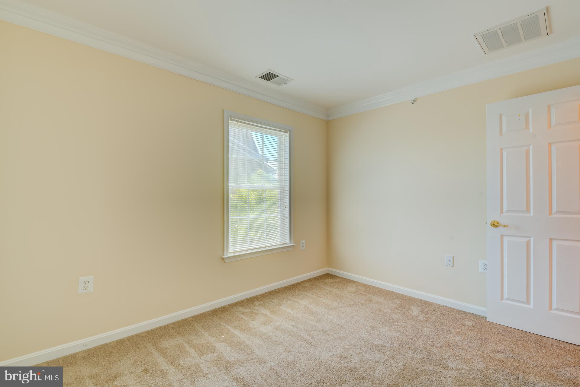 RIVER OAKS - Residential