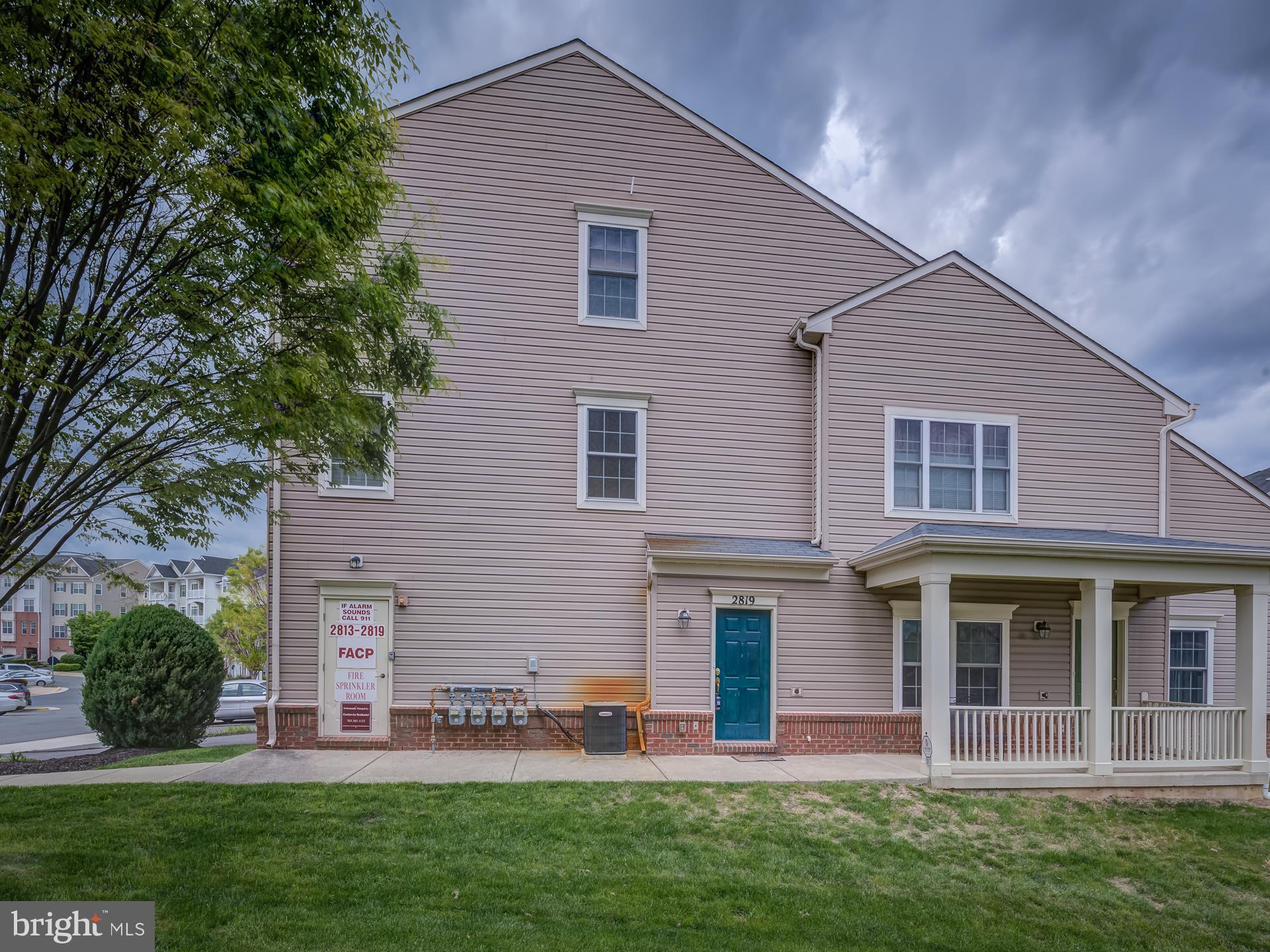 RIVER OAKS - Residential