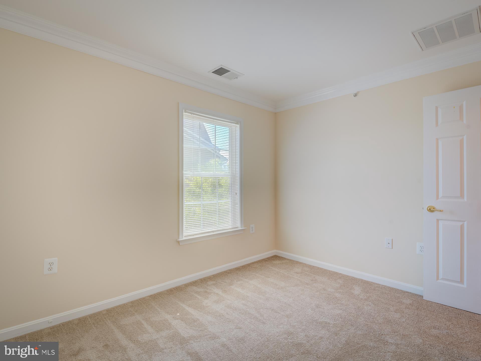 RIVER OAKS - Residential