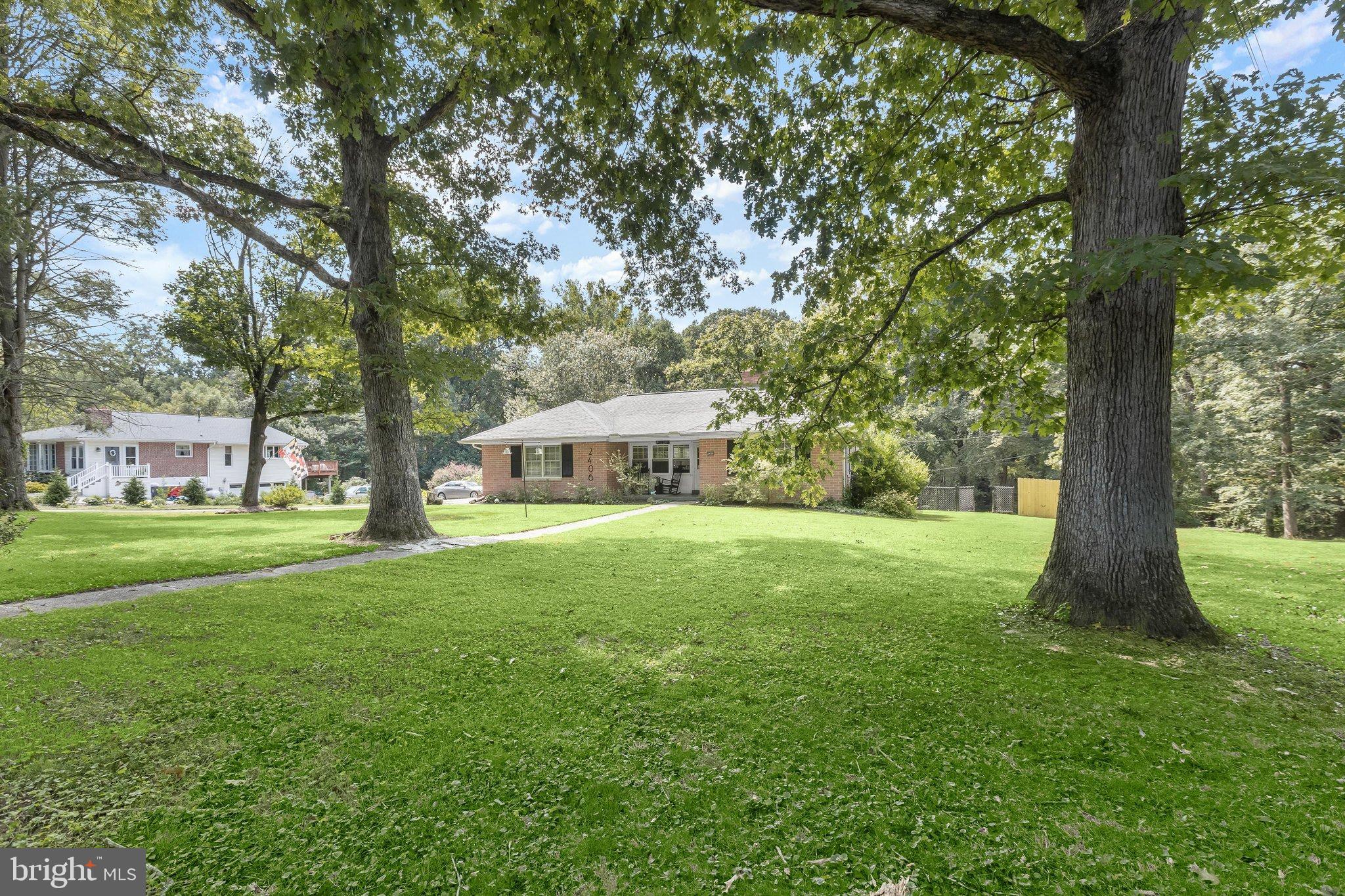 2406 PUTNAM ROAD