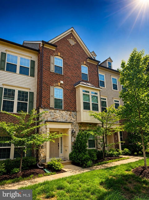 Townhouse For Sale - 7314 Taylors Hill Lane<br/> HANOVER, MD 21076