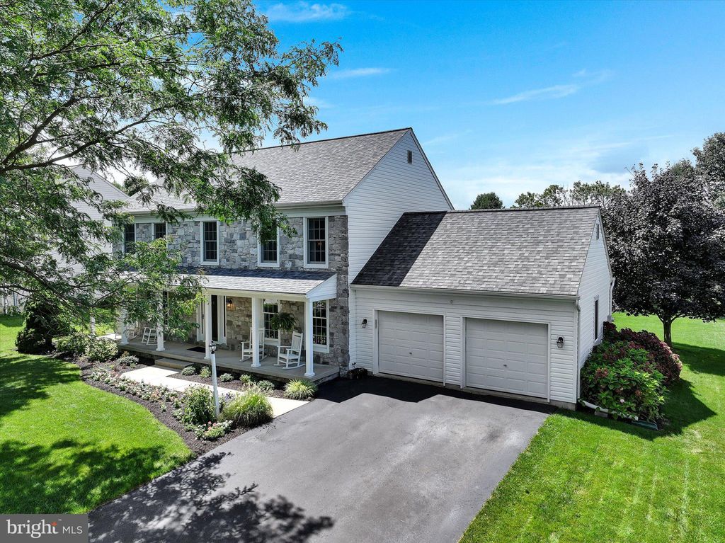 Photo of 9 Field Lane, Lititz, PA 17543 (MLS # PALA2055904)