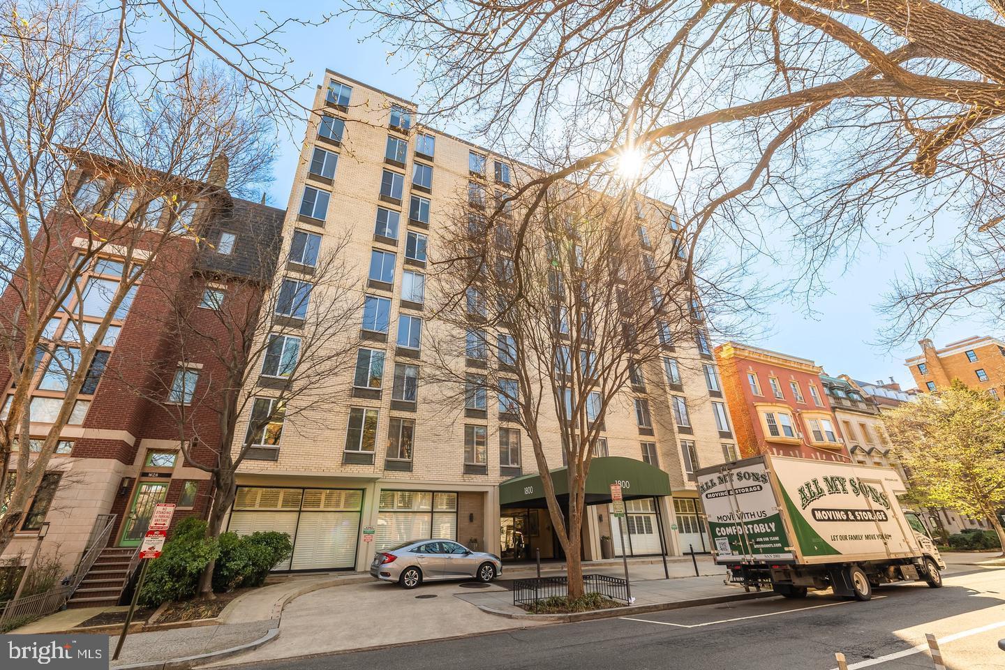 1800 R STREET NW 205