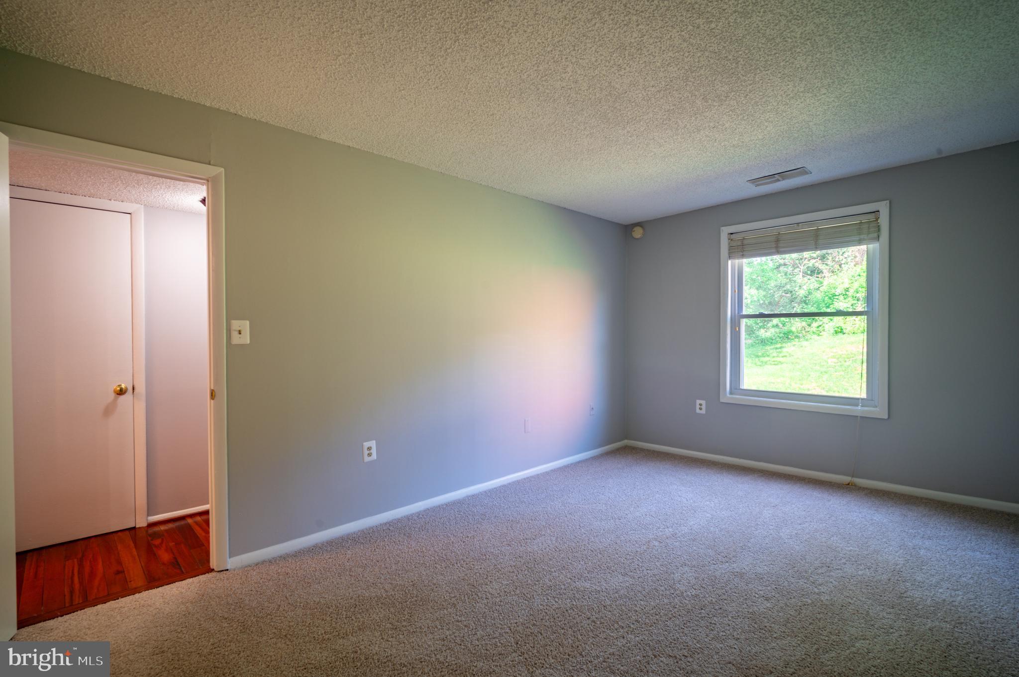 SWANN HILL CONDOMINIUMS - Residential