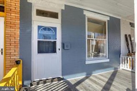 Townhouse For Sale - 1910 N 3rd Street<br/> HARRISBURG, PA 17102
