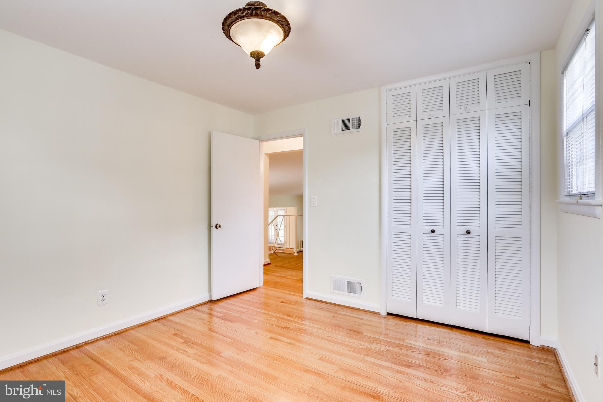 PINEVIEW - Residential Lease