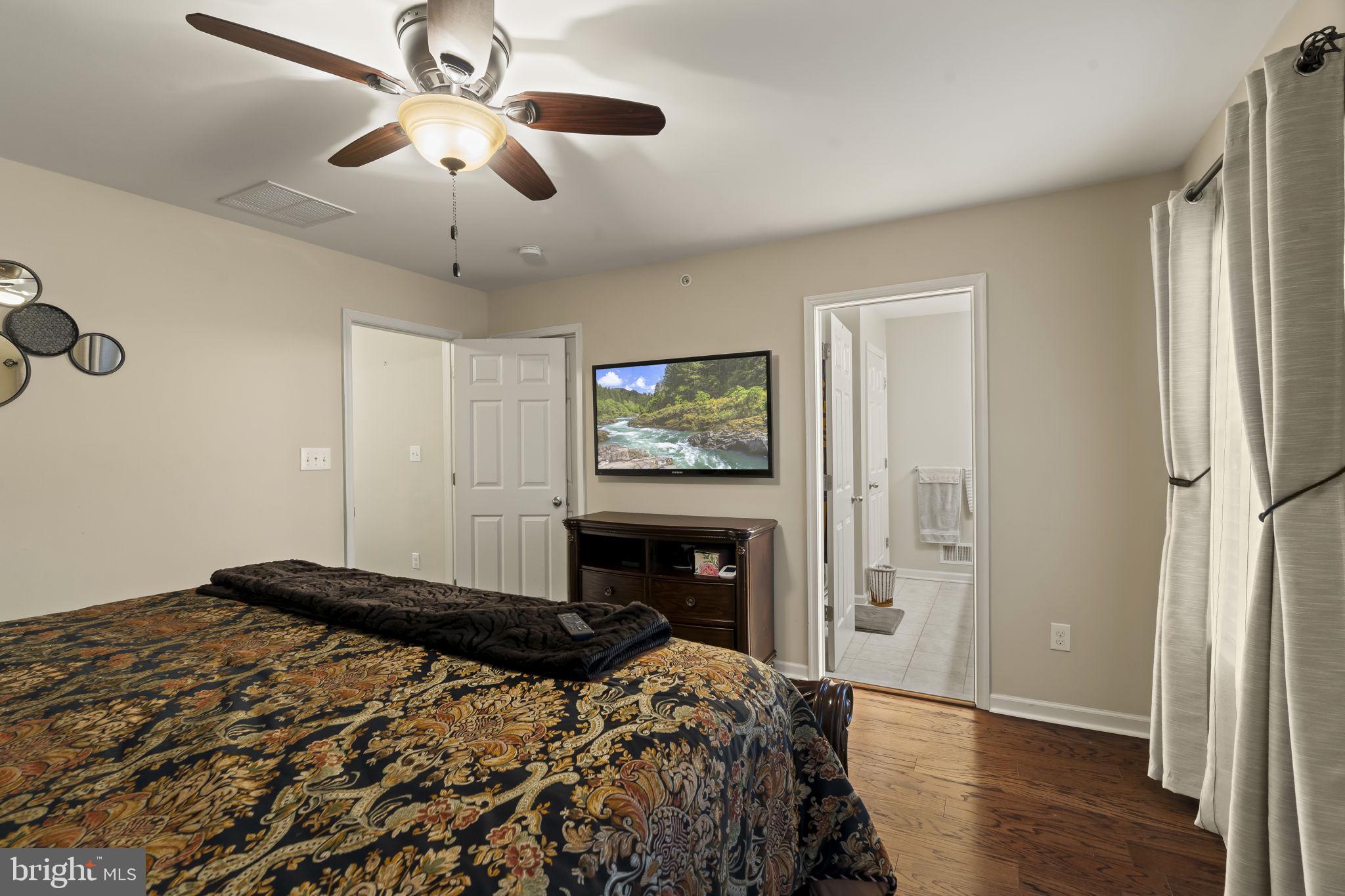 BIG OAK CROSSING - Residential