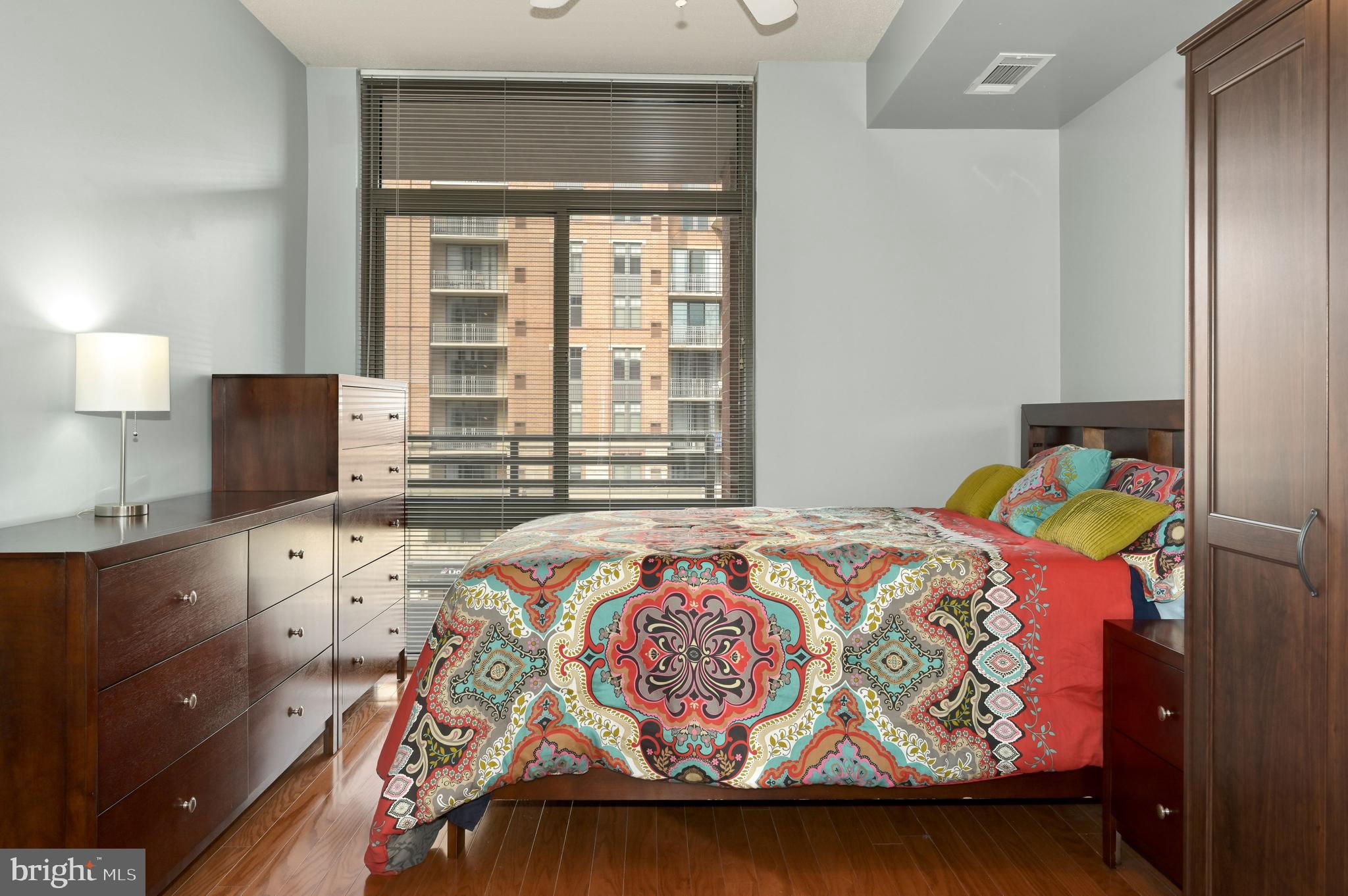 ECLIPSE ON CENTER PARK - Residential