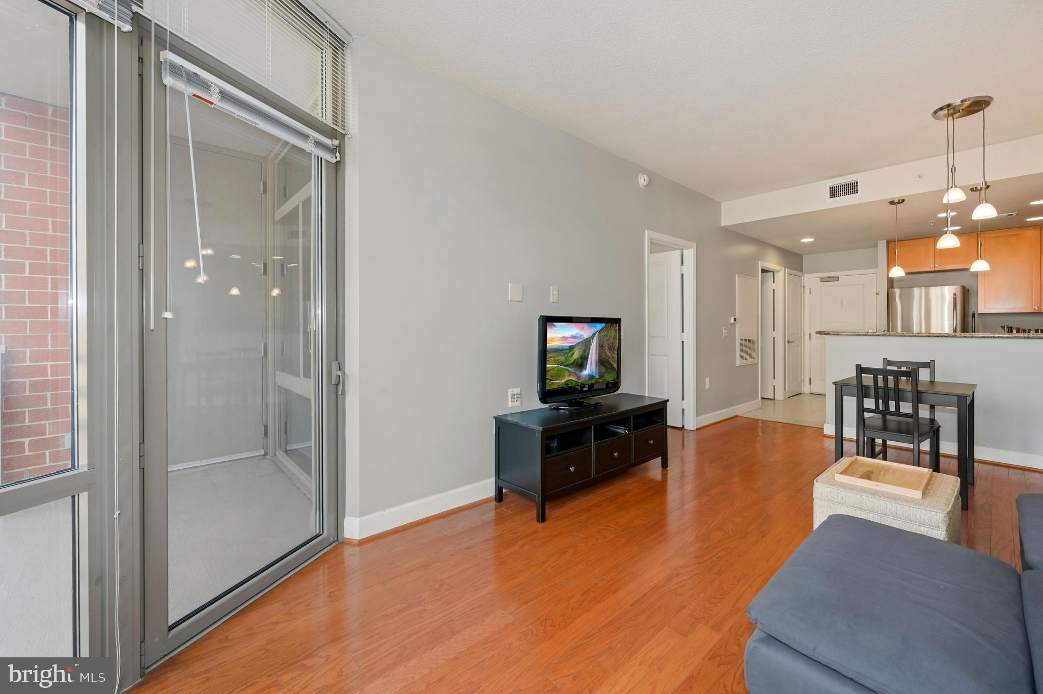 ECLIPSE ON CENTER PARK - Residential