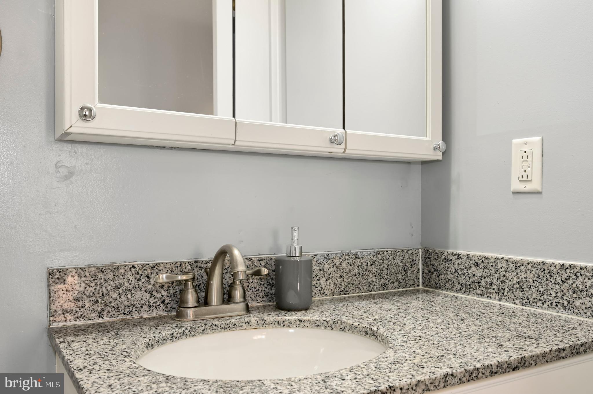 ECLIPSE ON CENTER PARK - Residential