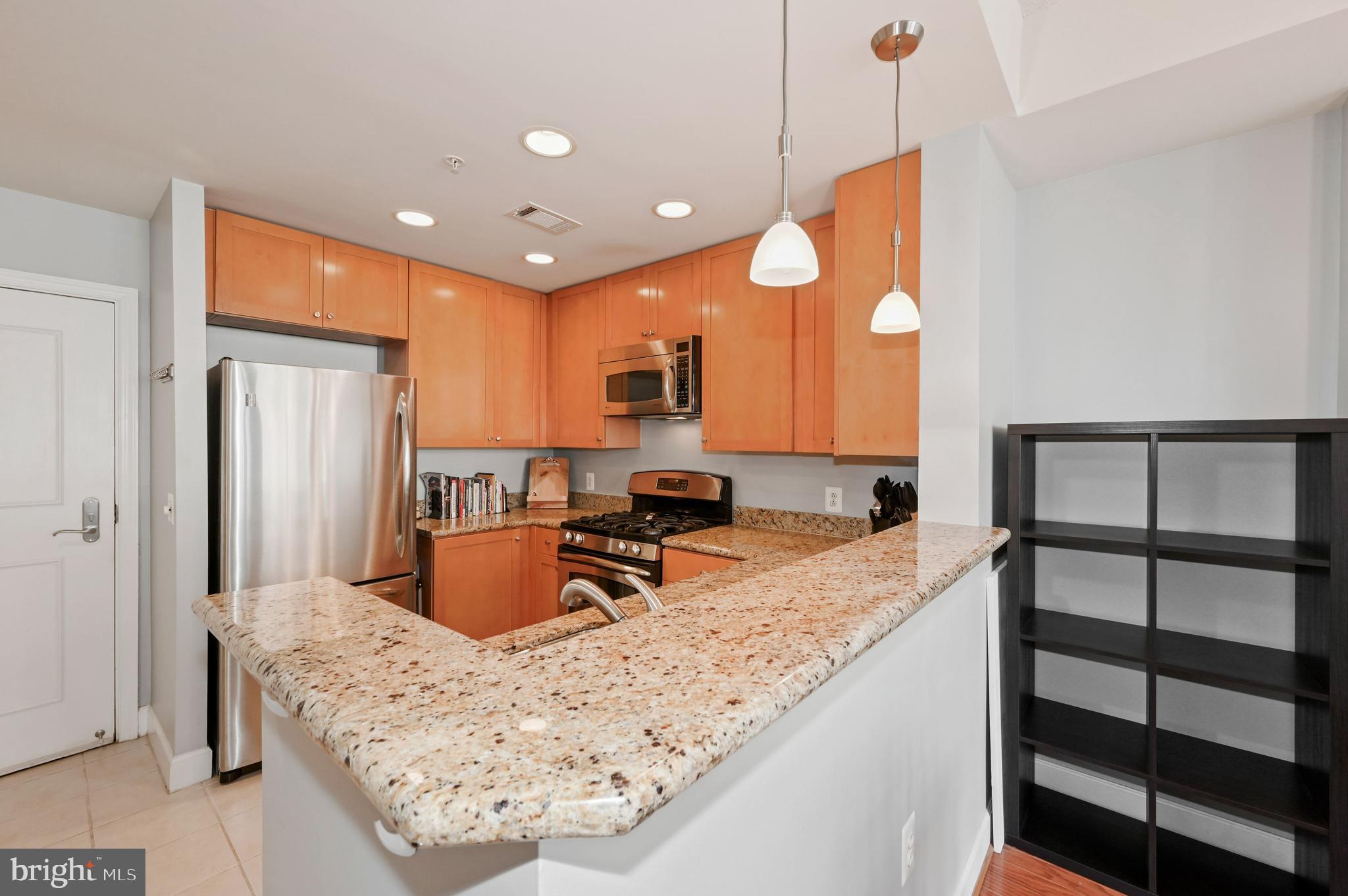 ECLIPSE ON CENTER PARK - Residential