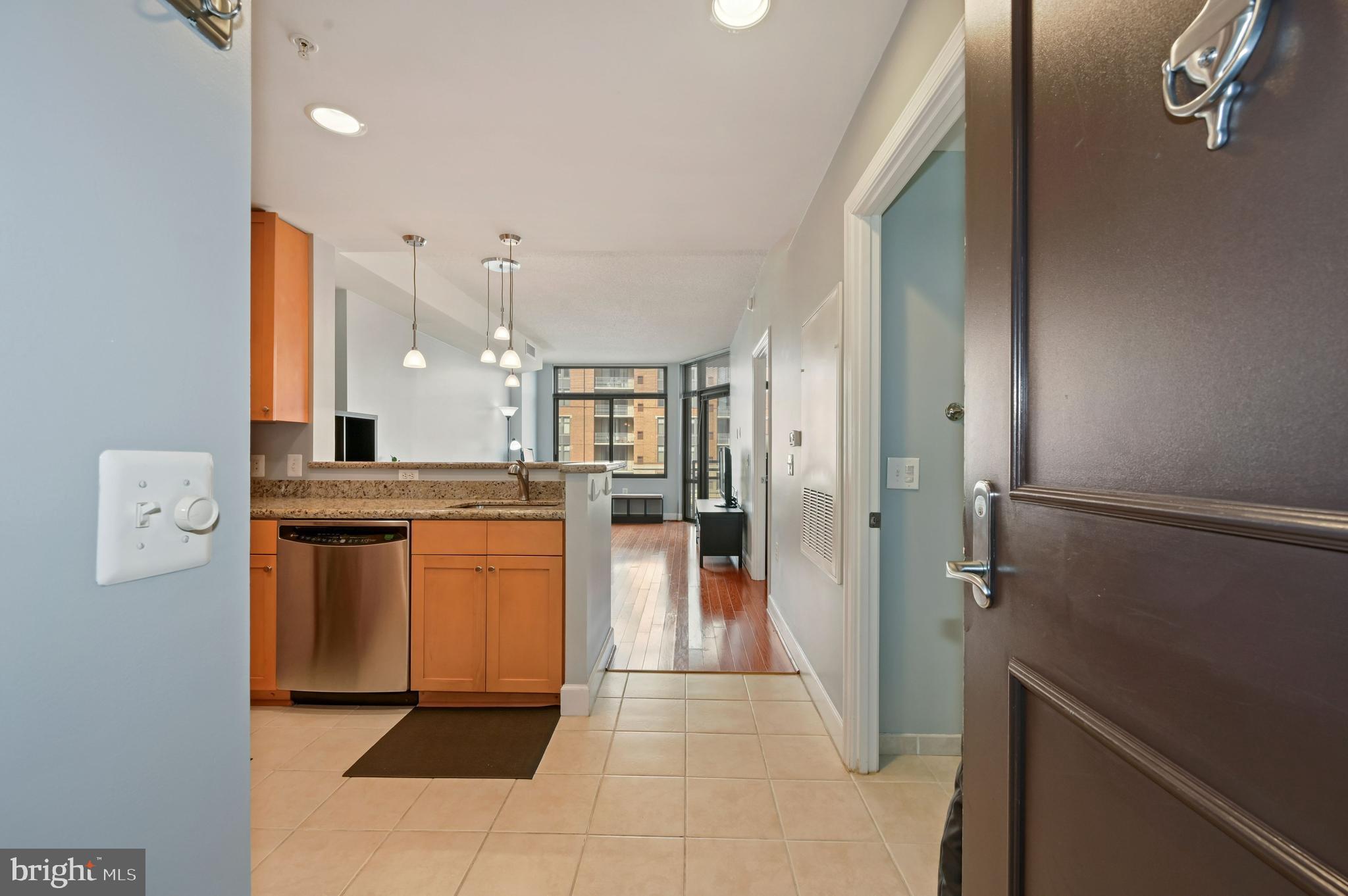 ECLIPSE ON CENTER PARK - Residential