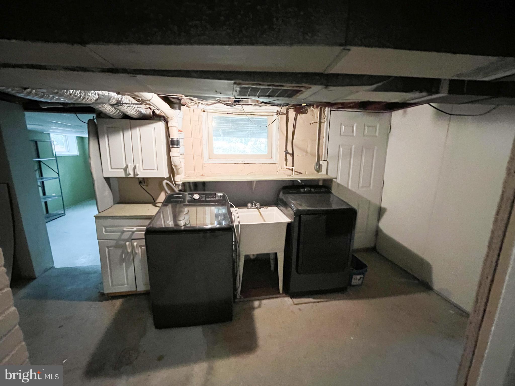 HAMILTON PARK - Residential