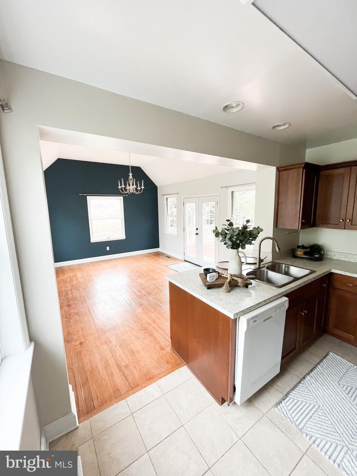 HAMILTON PARK - Residential